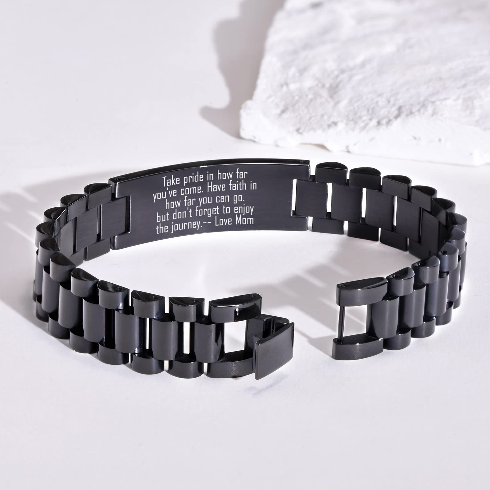 Custom Graduation Bracelet for Men - Personalized Inspirational Stainless Steel Link Bracelet - Class of 2025 College Graduate Gift - Perfect for Commencement Ceremonies & Career Milestones
