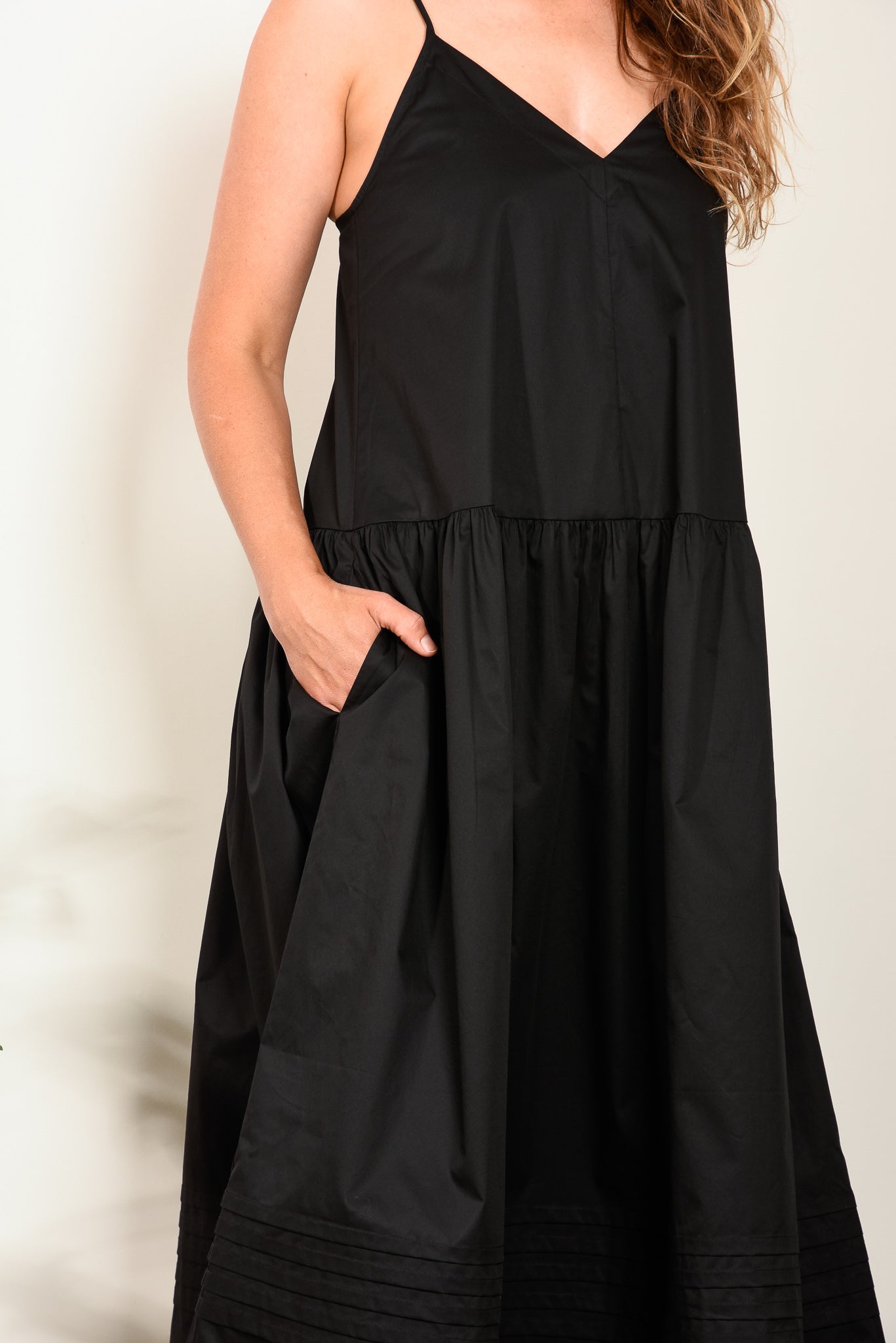 Stylish Layer'd Syn Dress for Women - Trendy Layered Flowy Dress for Casual Wear, Parties & Date Nights