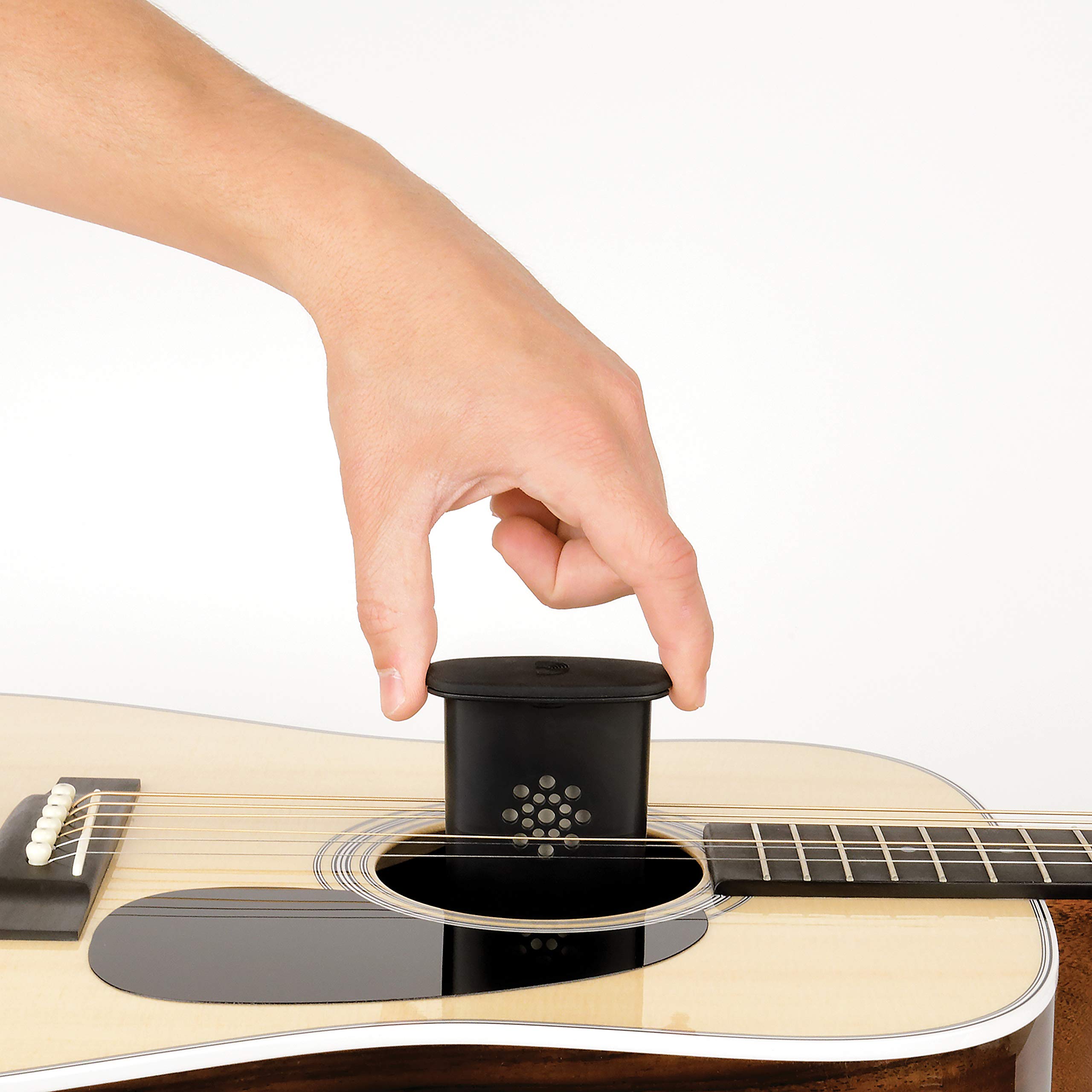 D'Addario Guitar Humidifier Pro - Acoustic Guitar Soundhole Humidifier with Sponge - Non-Drip Design - Suspends from Strings - Holds 12x Weight in Water - Perfect for Dry Climates & Guitar Maintenance