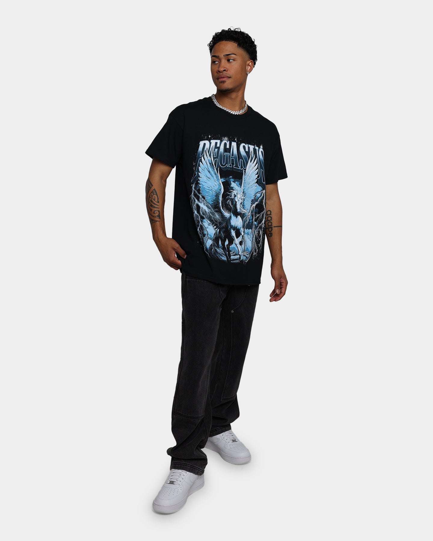 Vintage Pegasus Graphic T-Shirt for Men & Women - Soft Cotton Black Tee - Perfect for Casual Wear, Street Style & Retro Fashion