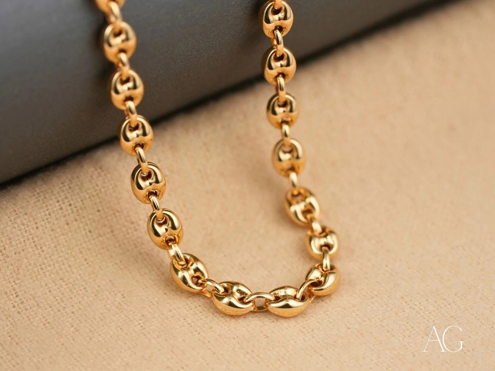 18K Gold Statement Necklace for Women - Elegant Layering Piece for Parties, Weddings & Special Occasions