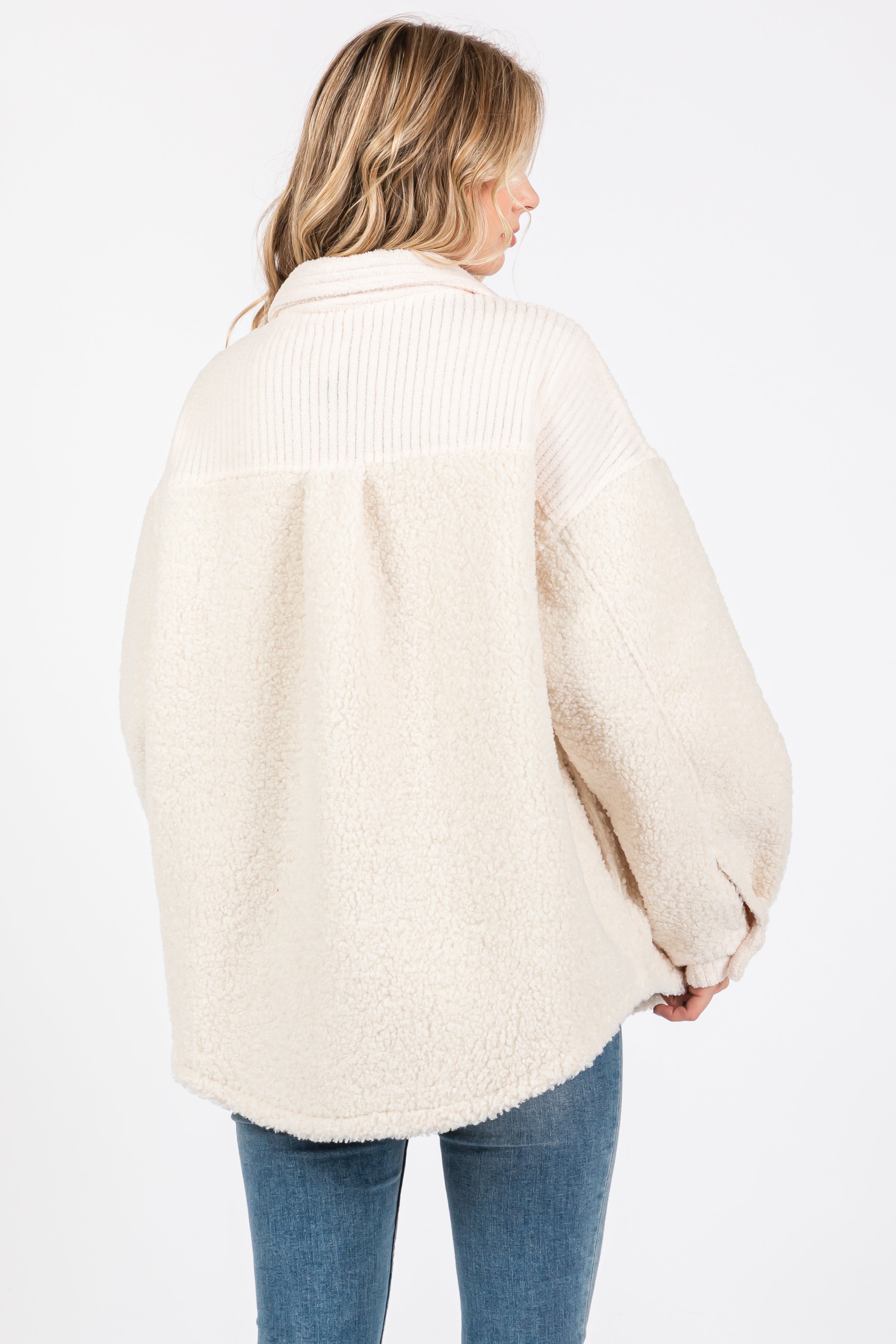 Beige Colorblock Fleece Shirt Jacket for Women - Cozy Winter Layering Top, Soft Outdoor Pullover with Stylish Contrast Panels | Perfect for Casual Wear, Hiking & Fall Fashion