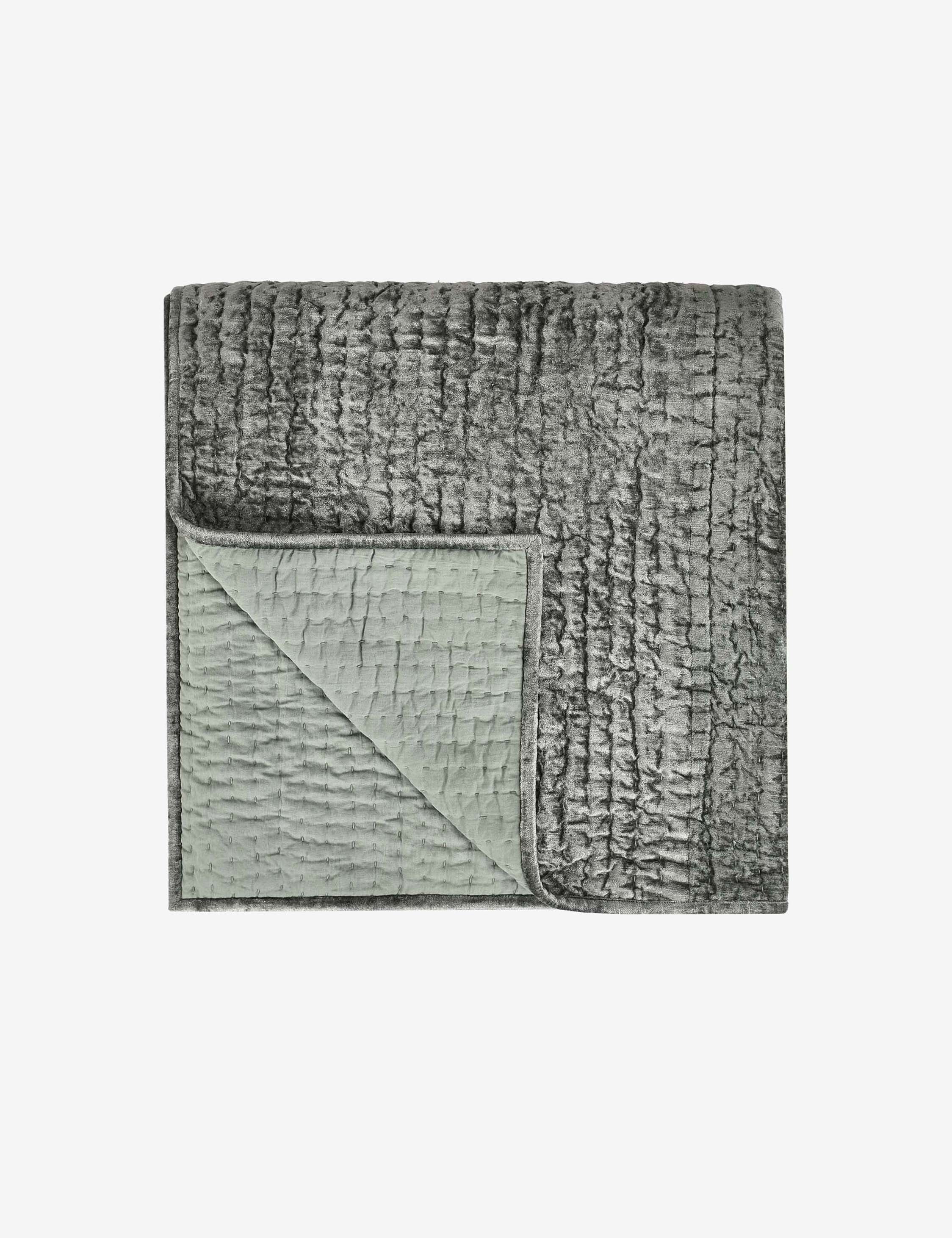Giulia Quilt Set by Classic Home - Luxurious Bedding for Master Bedroom & Guest Room Decor
