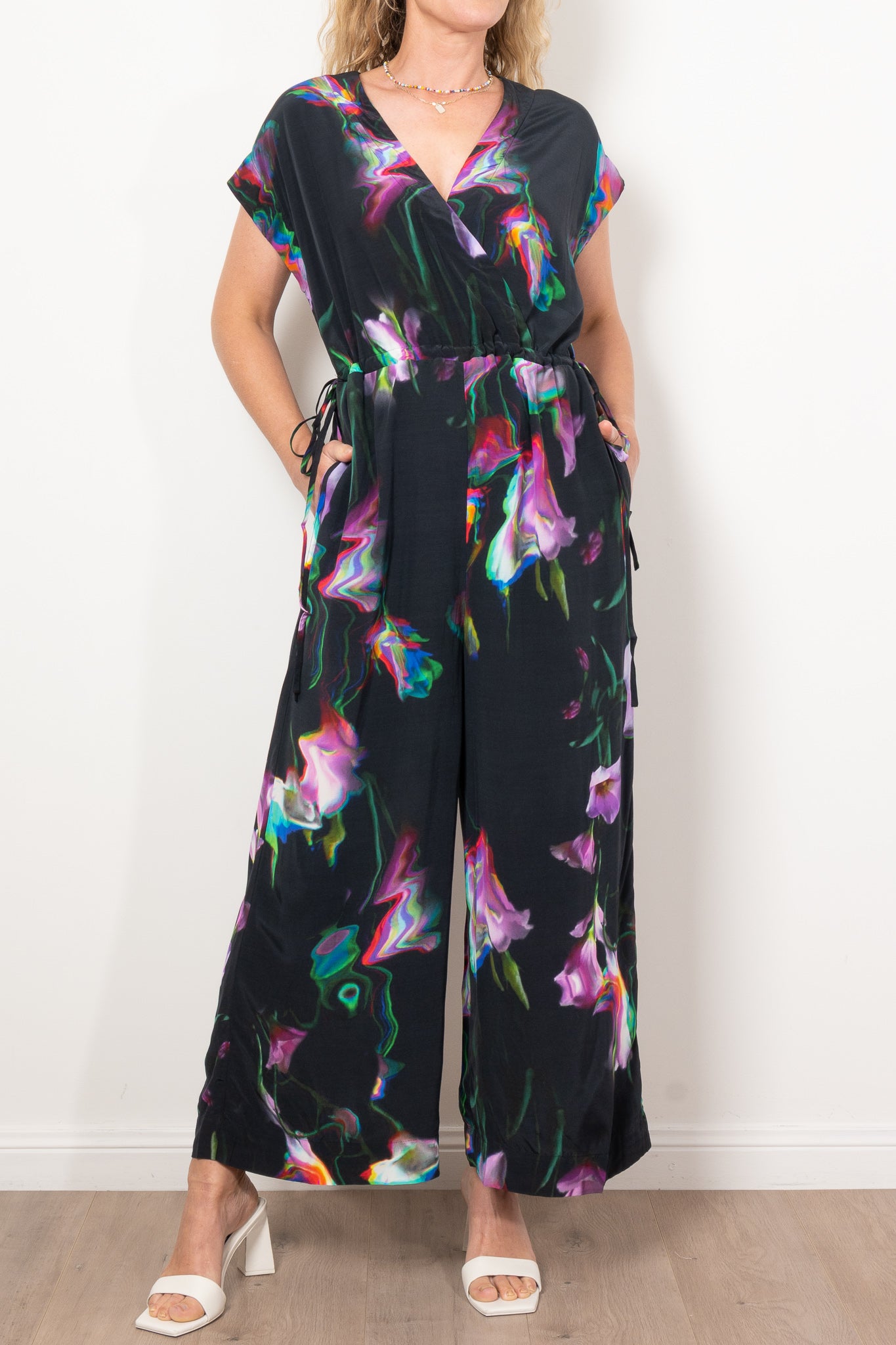 ELK Finna Jumpsuit for Women - Stylish One-Piece Romper with Pockets | Perfect for Casual Outings, Beach Vacations & Summer Fashion