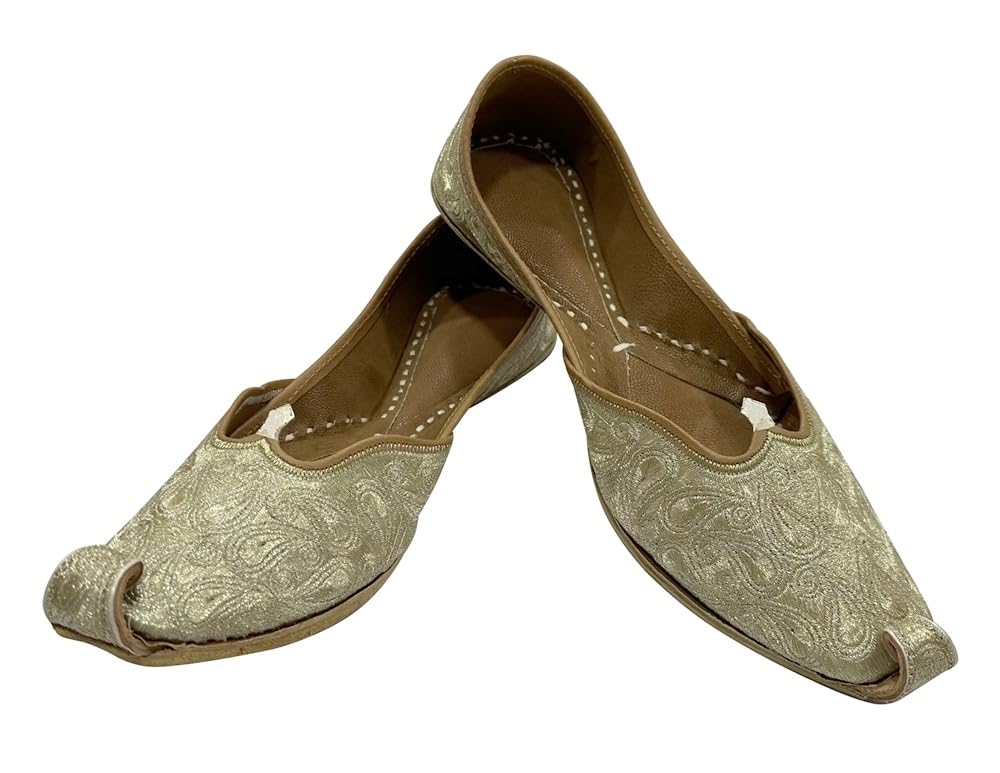 **Gold Punjabi Jutti - Traditional Indian Khussa Mojari Shoes for Women & Men | Comfortable Handmade Ethnic Footwear for Weddings, Parties & Cultural Events**