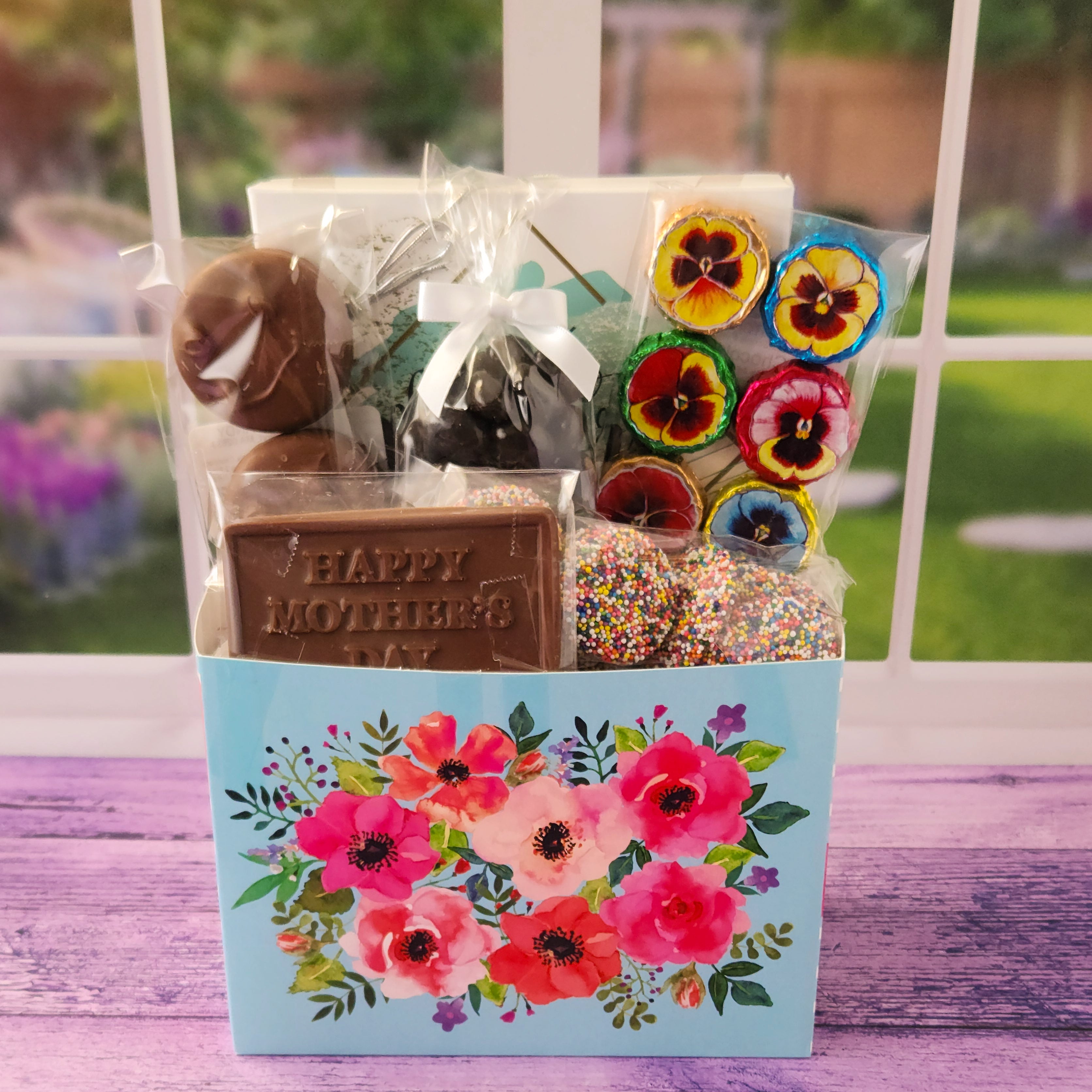 Best Happy Mother's Day Gift Basket - Luxury Spa & Gourmet Gift Set for Mom - Perfect for Birthday, Anniversary & Special Occasions