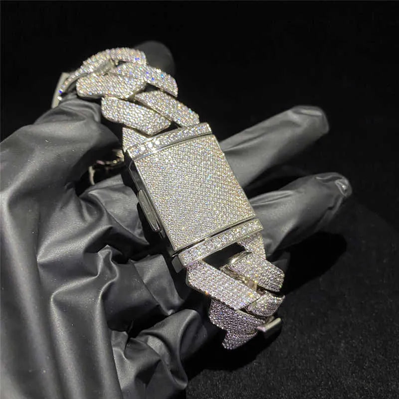 7 Iced Out Diamond Moissanite Bracelet for Women - Luxury Cubic Zirconia Tennis Bracelet - Perfect for Parties, Weddings & Special Occasions