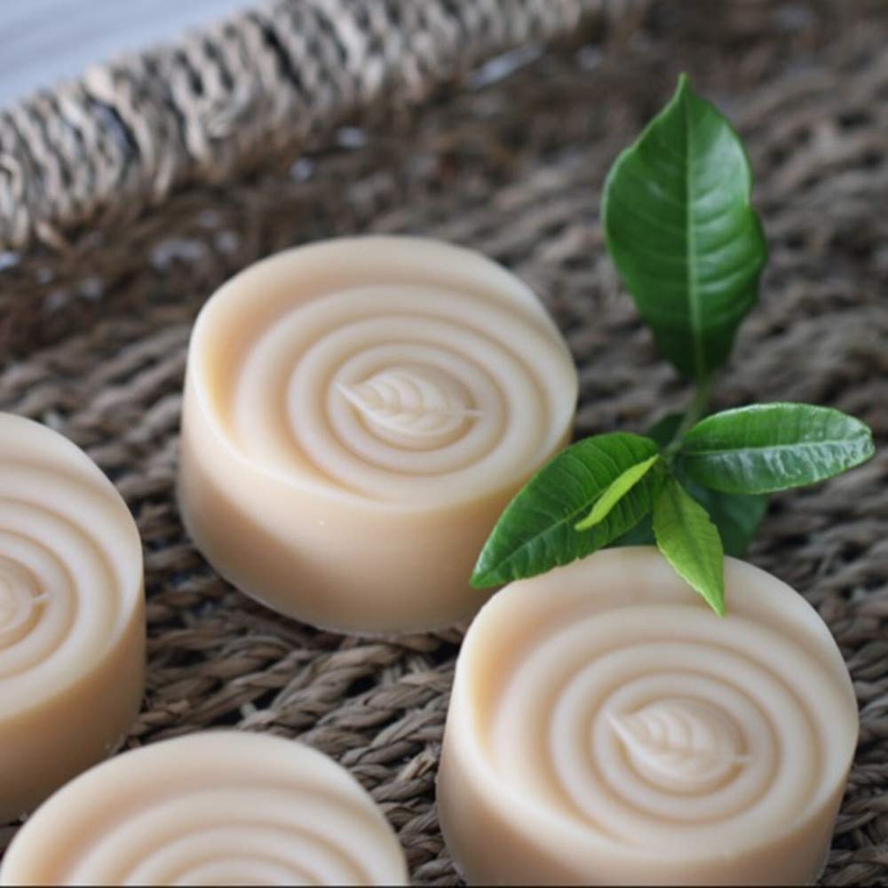 Premium Round Leaf Silicone Soap Molds for DIY Handmade Soap, Resin Crafts & Art Projects - Perfect for Home Spa, Wedding Favors, and Holiday Gifts (Set of 6)