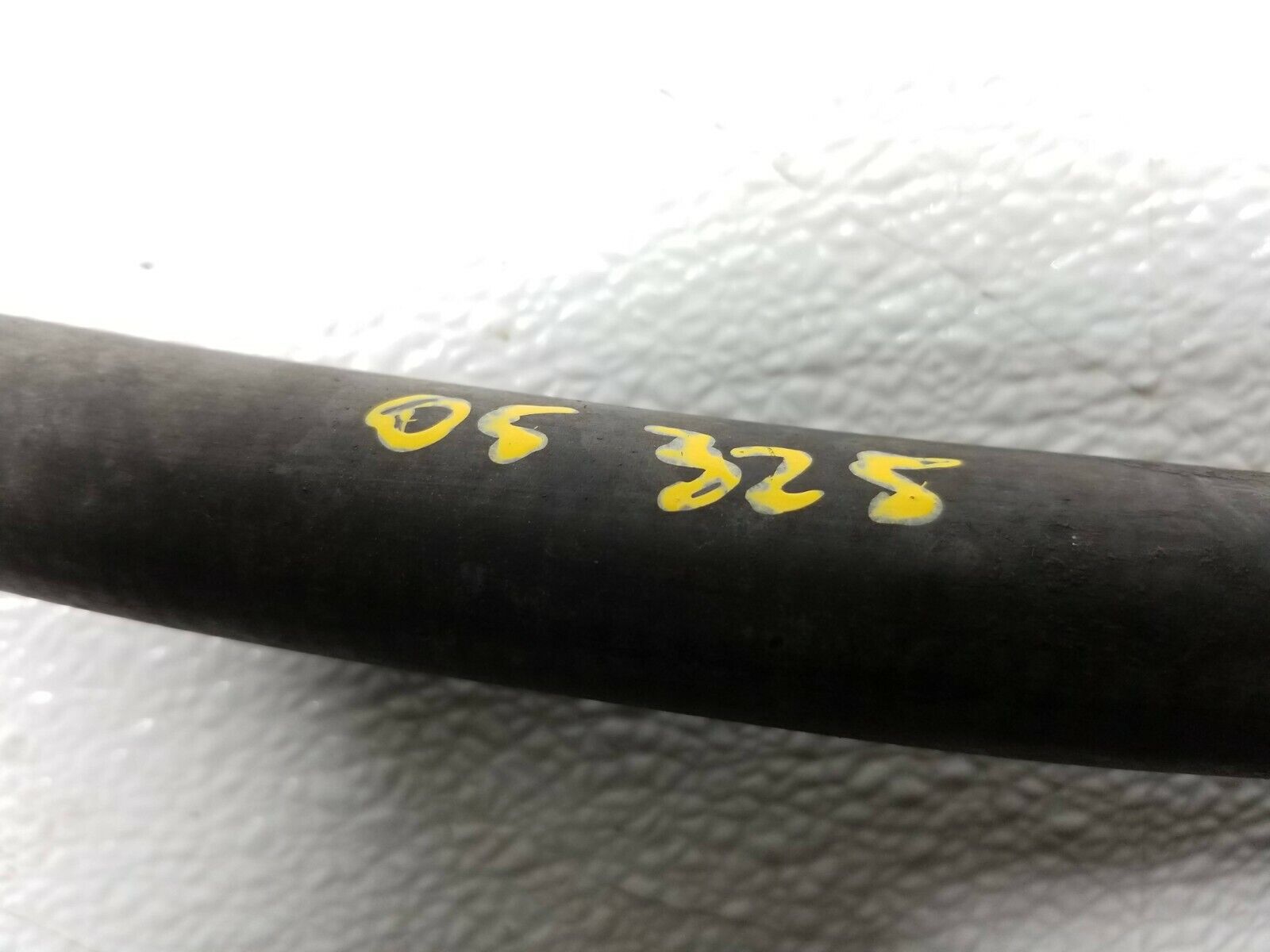 BMW E46 325xi Radiator Coolant Hose Pipe Replacement - Fits 125k Miles - Perfect for Cooling System Repair & Maintenance