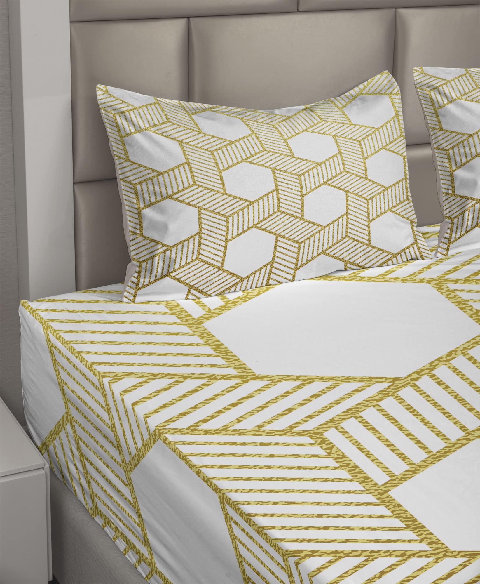Ambesonne Geometric Bed Sheet Set - Contemporary Hexagonal Stripes Design, 4-Piece King Size Bedding with Fitted Sheet, Flat Sheet & Pillowcases in Yellow & White | Perfect for Modern Bedrooms, Guest Rooms & Dorm Decor