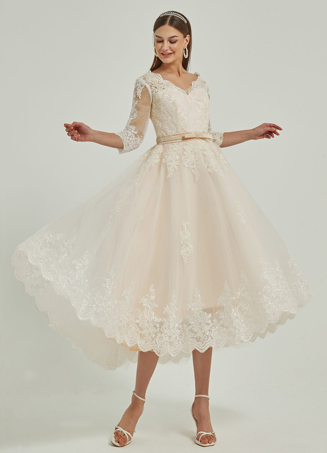 Elegant Diamond White & Champagne Lace A-Line Wedding Dress with 3/4 Sleeves and High-Low Hem - Perfect for Beach Weddings, Garden Ceremonies, and Romantic Vows