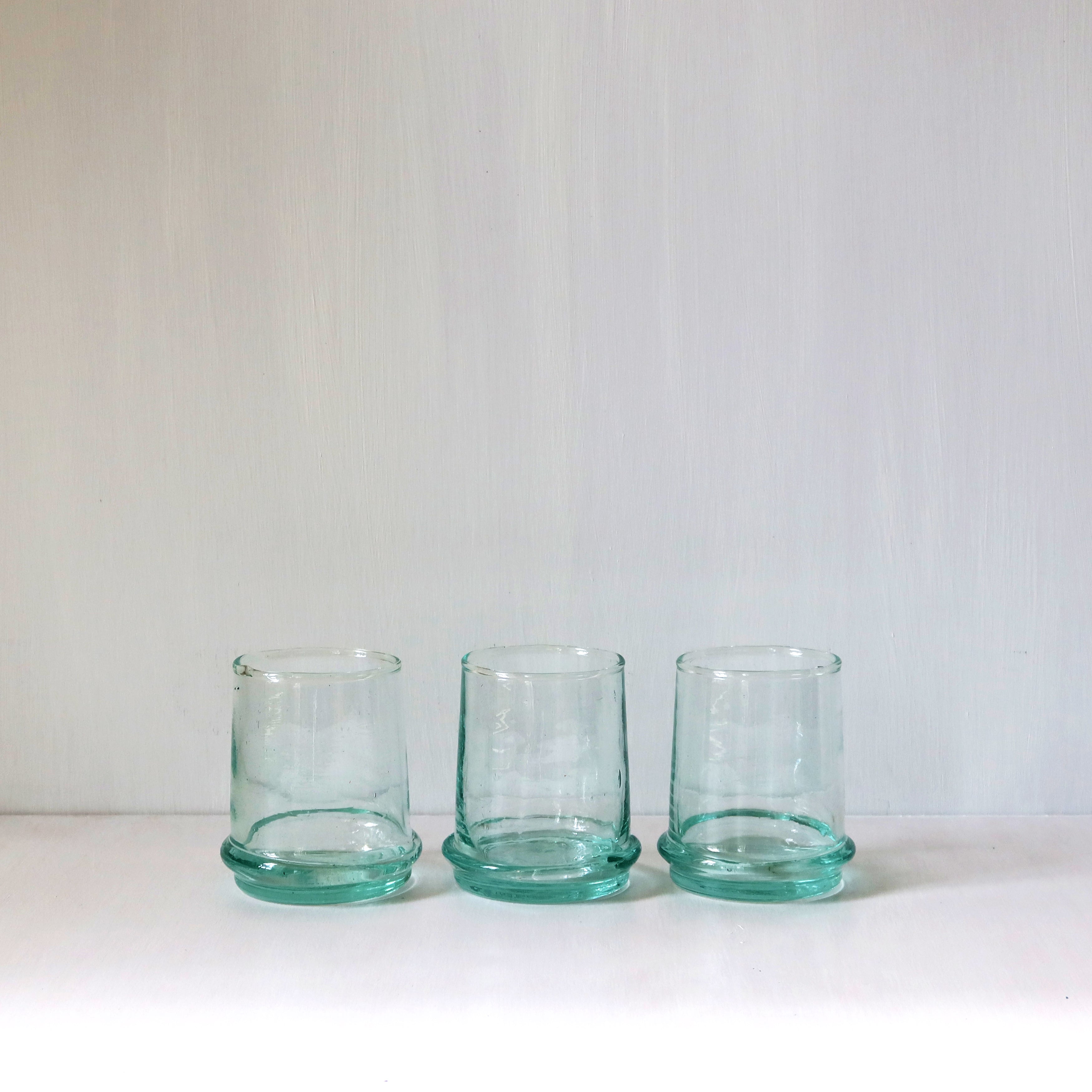 Premium Moroccan Clear Tapered Glass Tumbler - 12oz Medium Size Drinking Cup for Coffee, Tea, Juice & Cocktails - Elegant Home & Office Glassware for Hot & Cold Beverages
