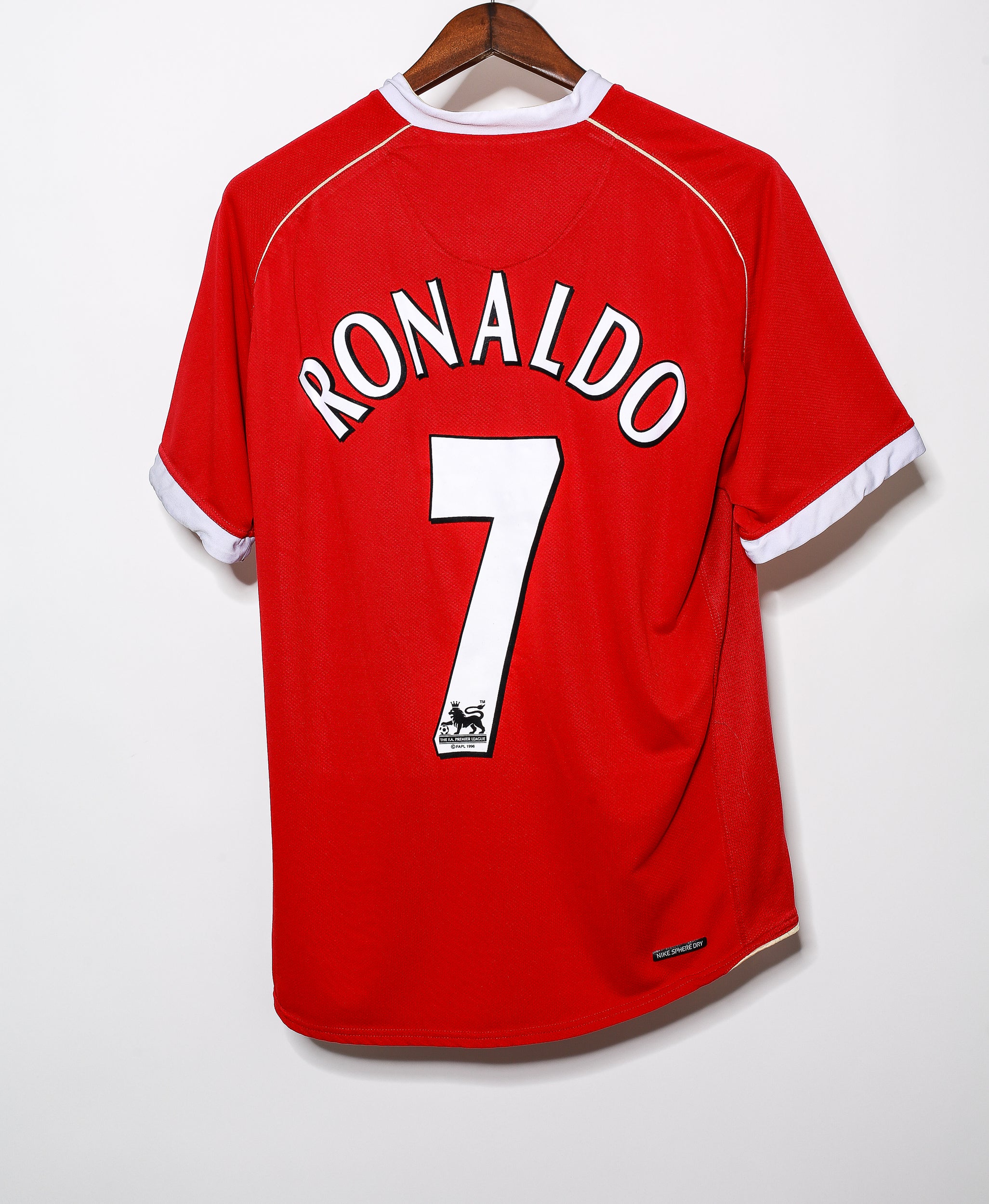 2006 Manchester United Home Jersey #7 Cristiano Ronaldo - Authentic Soccer Shirt for Fans & Collectors - Perfect for Matches, Gifts, and Memorabilia