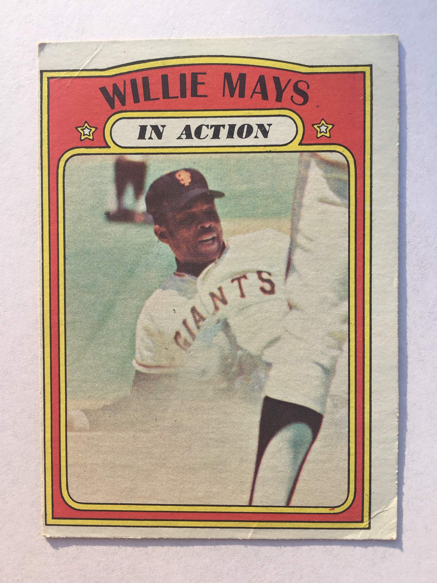 1972 Topps #50 Willie Mays In Action Original Giants Baseball Card - Vintage MLB Collectible for Sports Memorabilia Fans & Card Collectors - Perfect for Display, Investment, and Baseball History Enthusiasts