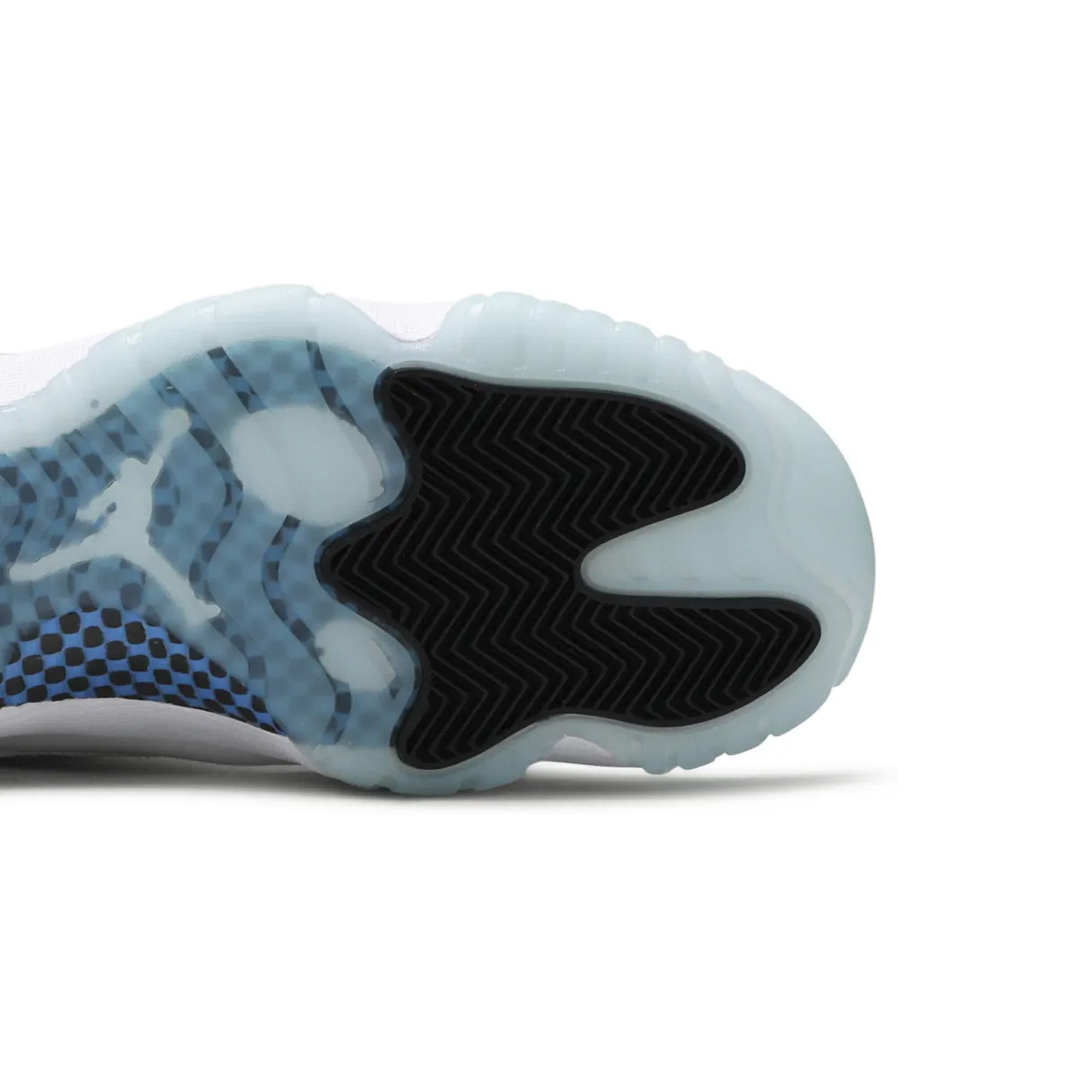 Air Jordan 11 Low 'Legend Blue' Retro 2021 - Men's Basketball Shoes for Casual Wear & Court Performance | Perfect for Sneaker Collectors & Street Style