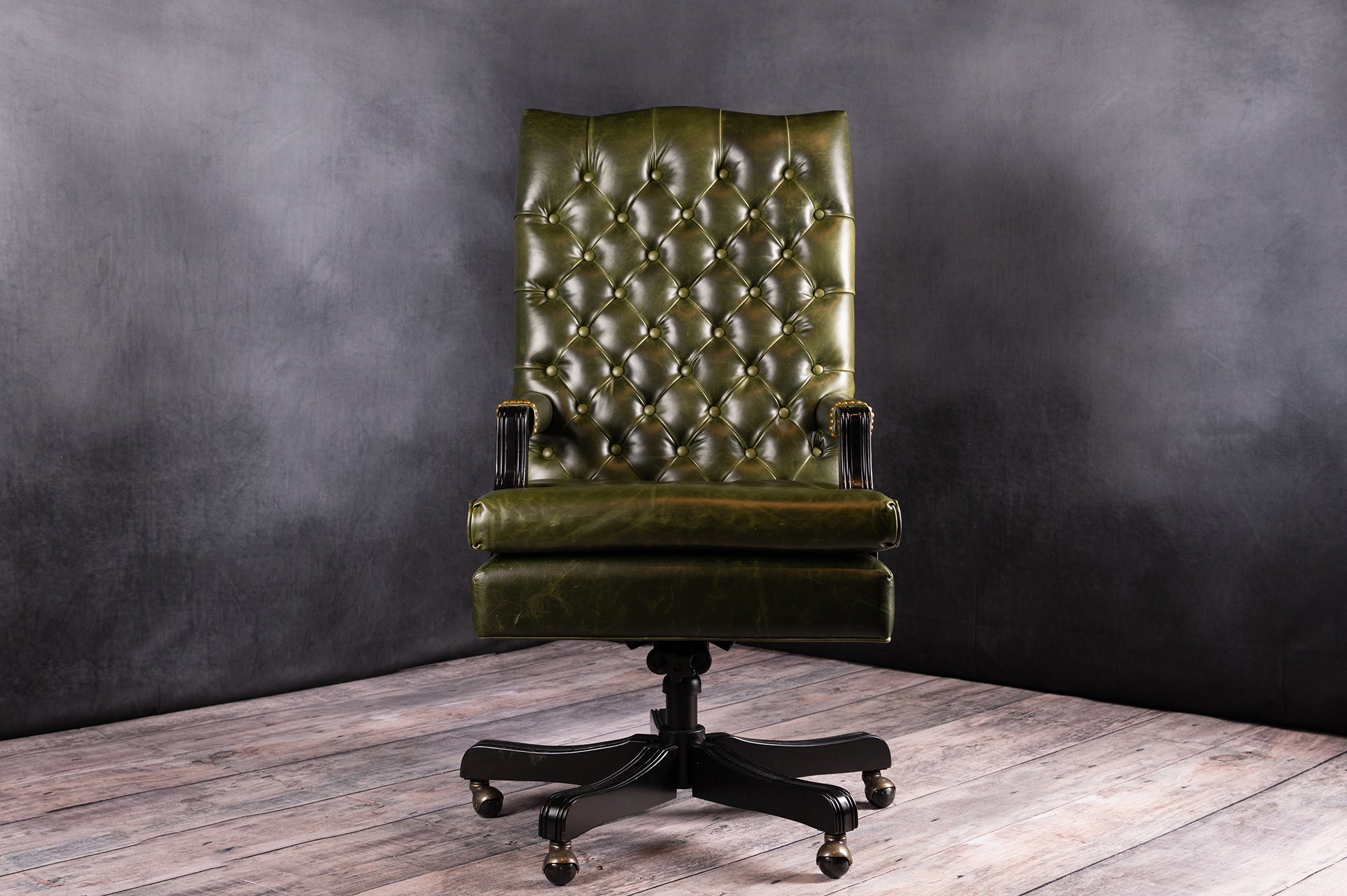 Ergonomic Richmond Hill Office Chair - Adjustable Height & Lumbar Support for Home & Office Workspaces - Perfect for Long Hours of Sitting & Back Pain Relief