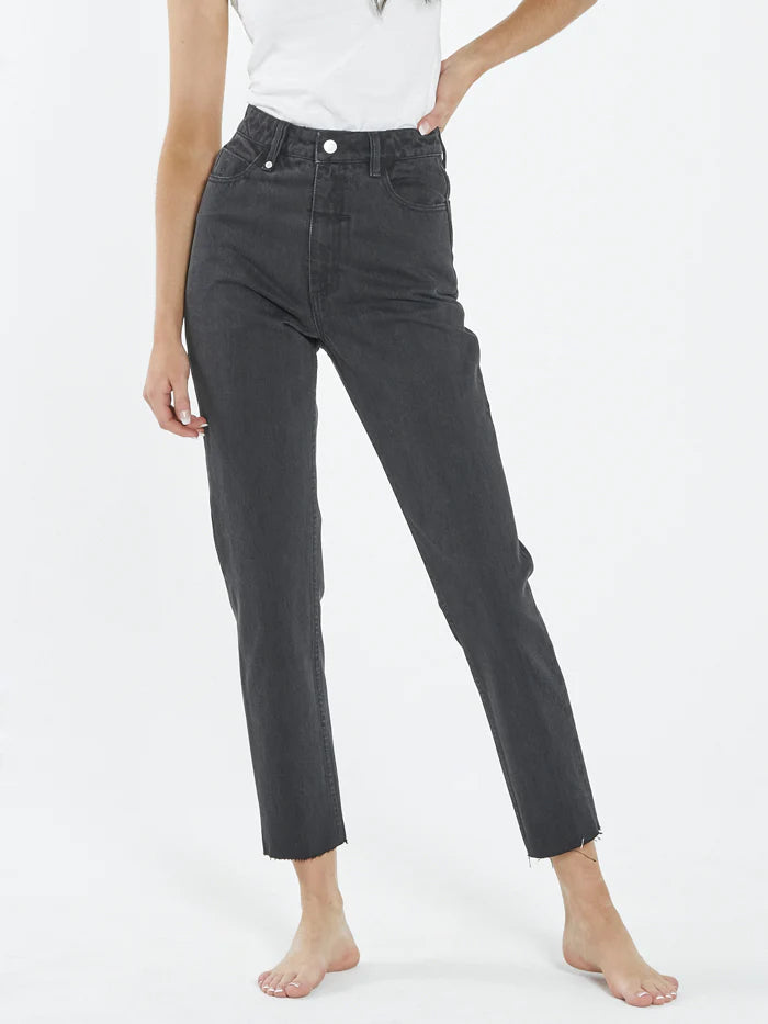 Casey Slim Jean - Aged Black Distressed Denim Pants for Men | Comfortable & Stylish Skinny Fit | Perfect for Casual Outfits & Night Out