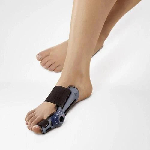 Bauerfeind ValguLoc II Bunion Corrector & Toe Splint - Relief for Hallux Valgus Pain, Comfortable & Adjustable for Day & Night Use - Perfect for Walking, Running & Post-Surgery Recovery
