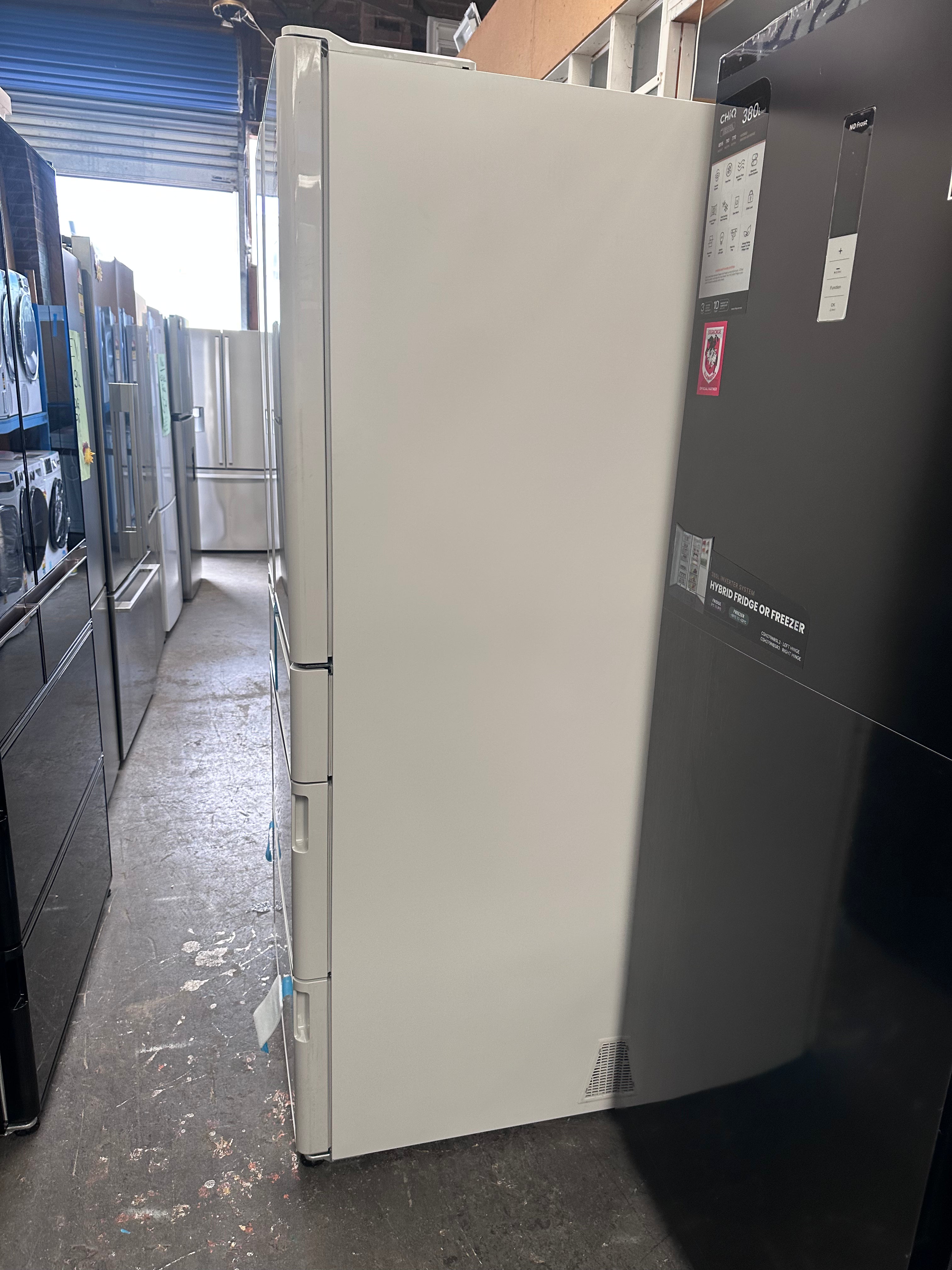 Hitachi 615L White Glass Finish French Door Refrigerator RWX620KAXW with Non-Plumbed Ice Maker - Japanese Made Energy Efficient Fridge for Modern Kitchen | Black Friday Special | Factory Second