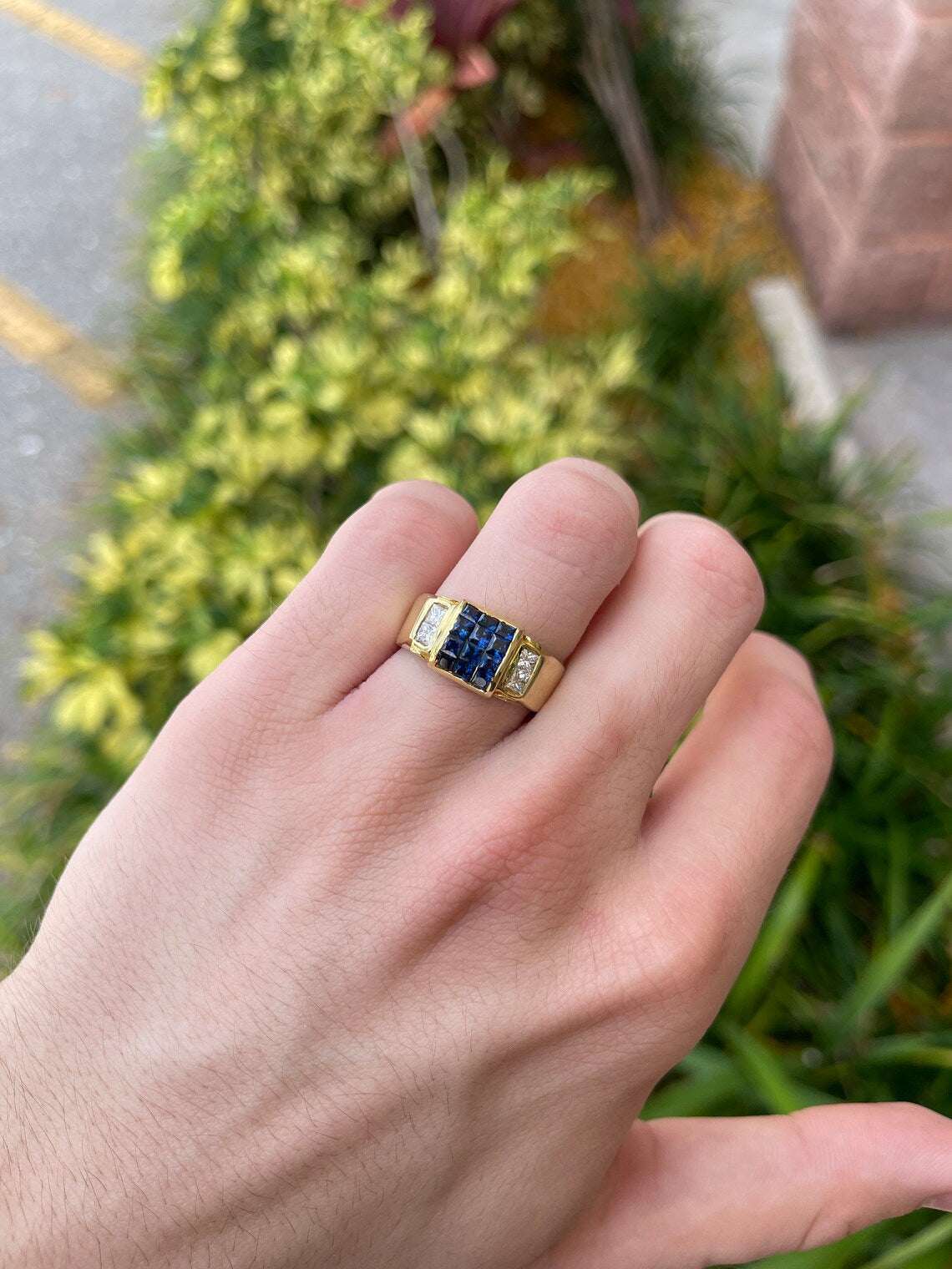 2.0tcw Square Blue Sapphire & Diamond Men's Ring in 18K Gold - Elegant Jewelry for Weddings, Anniversaries & Special Occasions