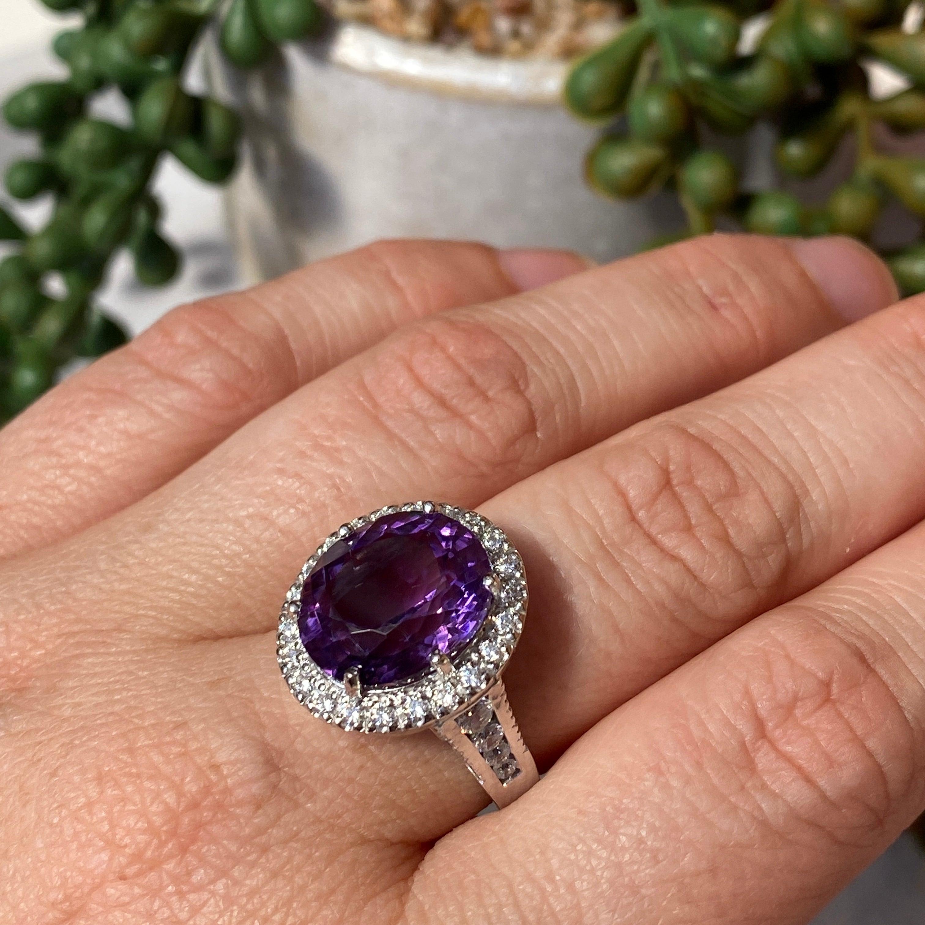 Amethyst Oval Cut Ring with CZ Accent - Size 8 - Sterling Silver Jewelry - Elegant Purple Gemstone Ring for Women - Perfect for Weddings, Anniversaries & Special Occasions