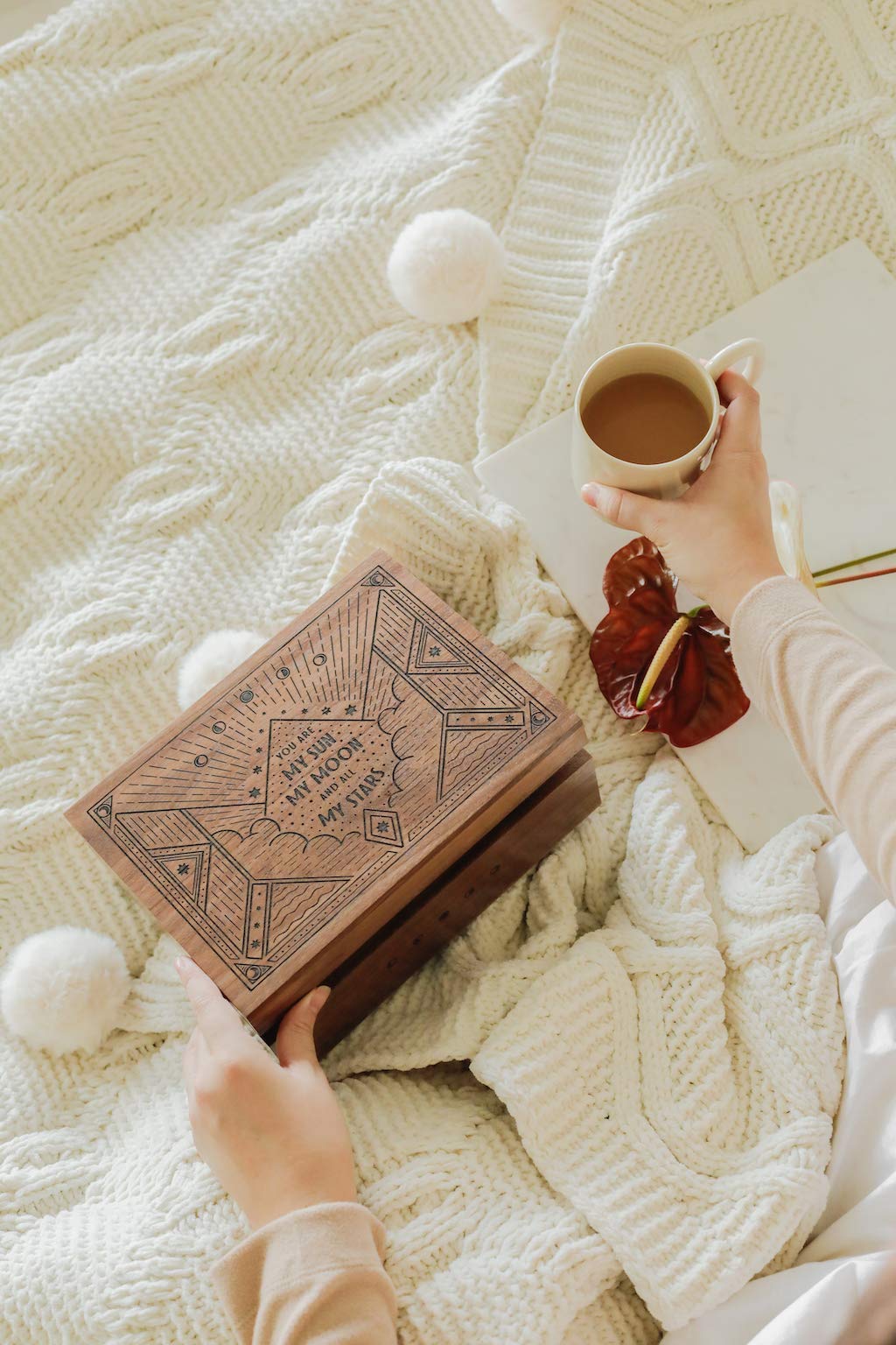 Personalized Sun Moon Stars E.E. Cummings Keepsake Box - Custom Engraved Gift for Anniversary, Wedding, Baby Shower & Memory Preservation | Perfect for Home Decor, Jewelry Storage & Sentimental Keepsakes
