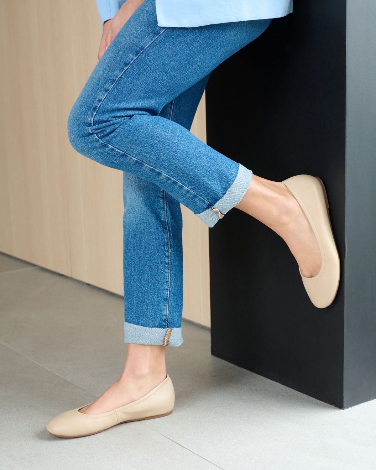 Abeo Promenade Flat Black - Comfortable & Stylish Women's Ballet Flats for Work, Travel & Everyday Wear