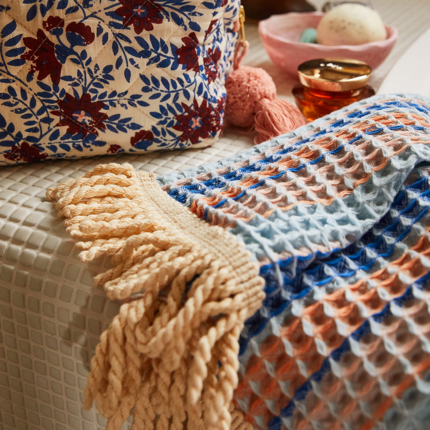 Premium Kanti Waffle Hand Towel Set - Ultra Soft Absorbent Quick-Dry Bath & Kitchen Towels (Ultramarine) - Perfect for Bathroom, Spa, Gym & Luxury Home Use