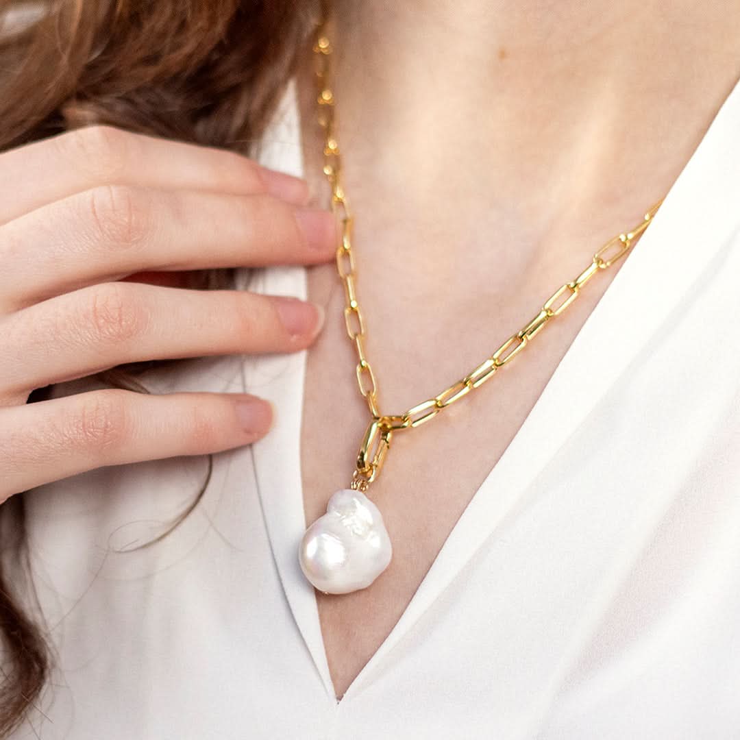 Elegant Detachable White Baroque Pearl Charm in Gold - Perfect for Necklaces, Bracelets & DIY Jewelry Making