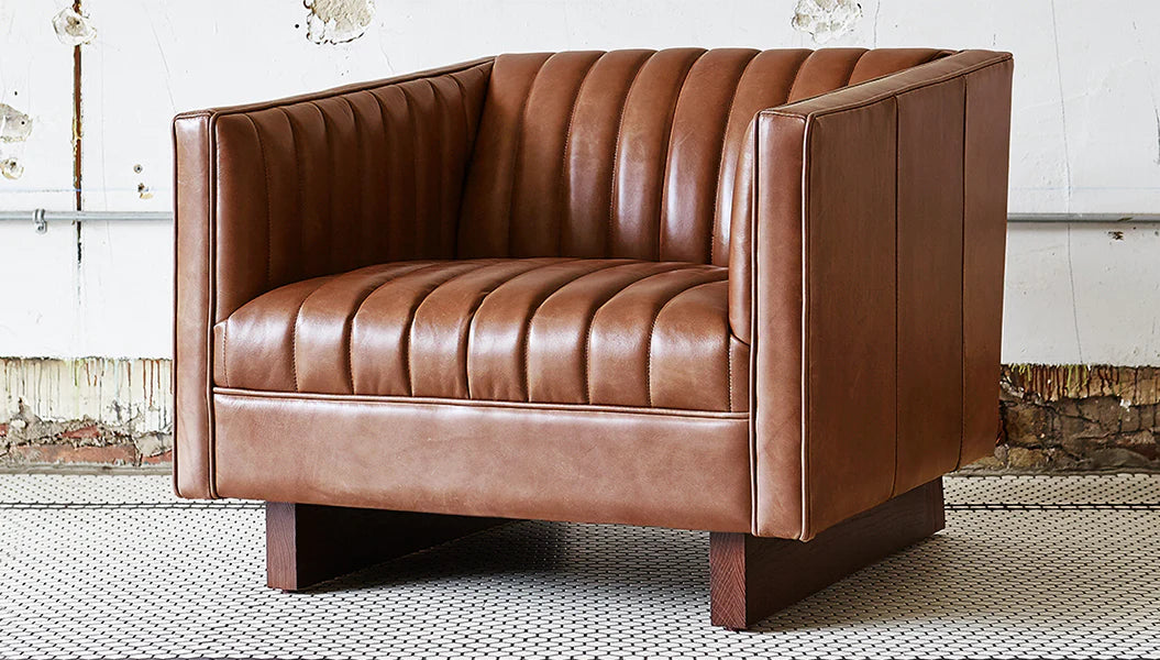 Wallace Chair - Modern Accent Chair for Living Room, Bedroom & Office - Stylish Upholstered Armchair with Solid Wood Legs - Perfect for Reading, Relaxing & Home Decor