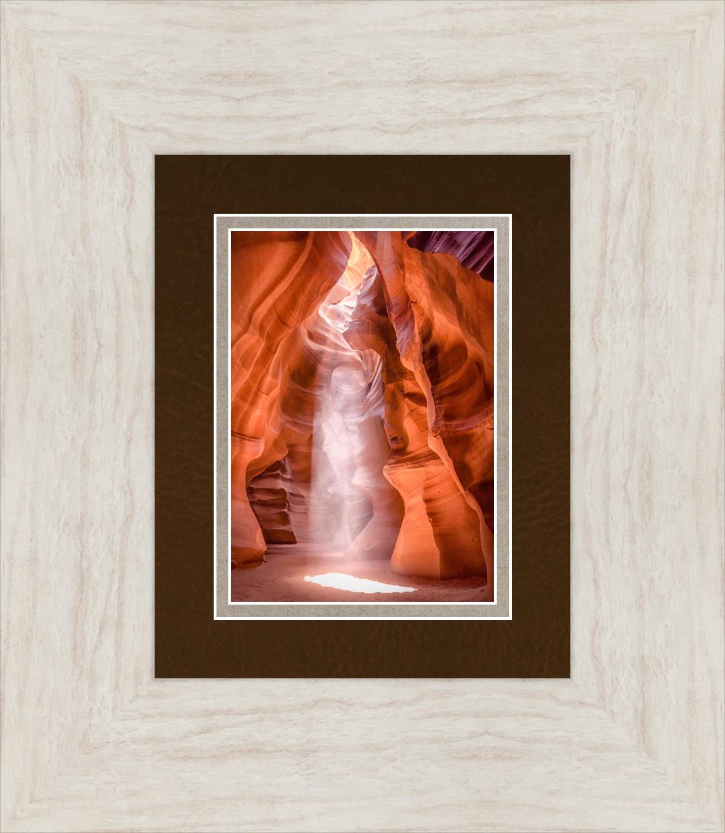 Antelope Canyon Cathedral - Stunning Natural Rock Formation & Photography Spot in Arizona | Perfect for Hiking, Sightseeing & Instagram Travel Photos