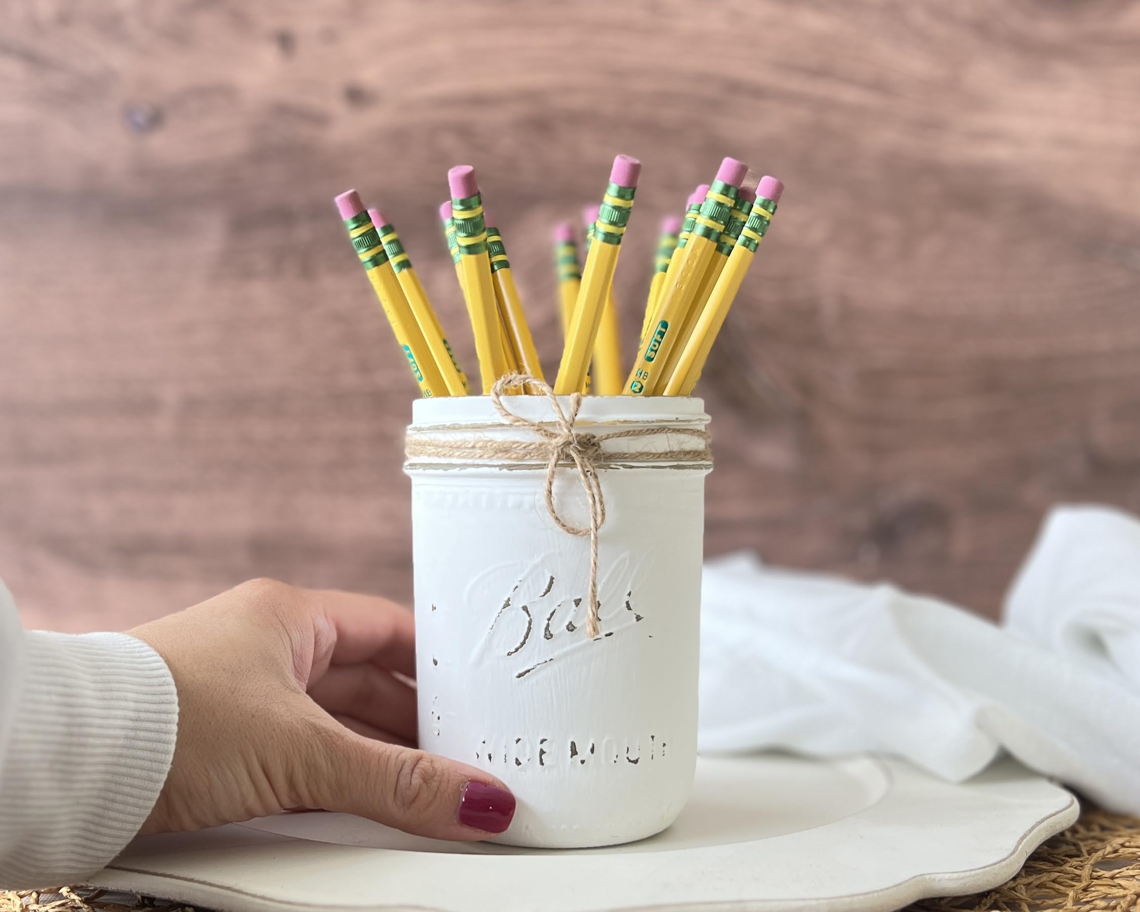 White Mason Jar Decor – Makeup Brush Holder for Vanity & Desk Organizer, 16oz Wide Mouth Pint Mason Jars for Centerpieces & Table Decor, Perfect for Weddings, Home Decor, and Office Organization