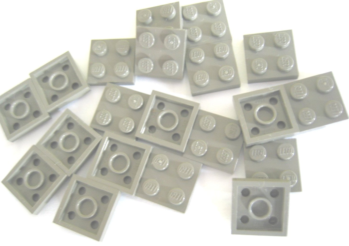 LEGO Bricks 3022 City - 2 x 2 Plates with Pins (20 Pieces), Dark Gray - Perfect for Building, DIY Projects & LEGO City Sets