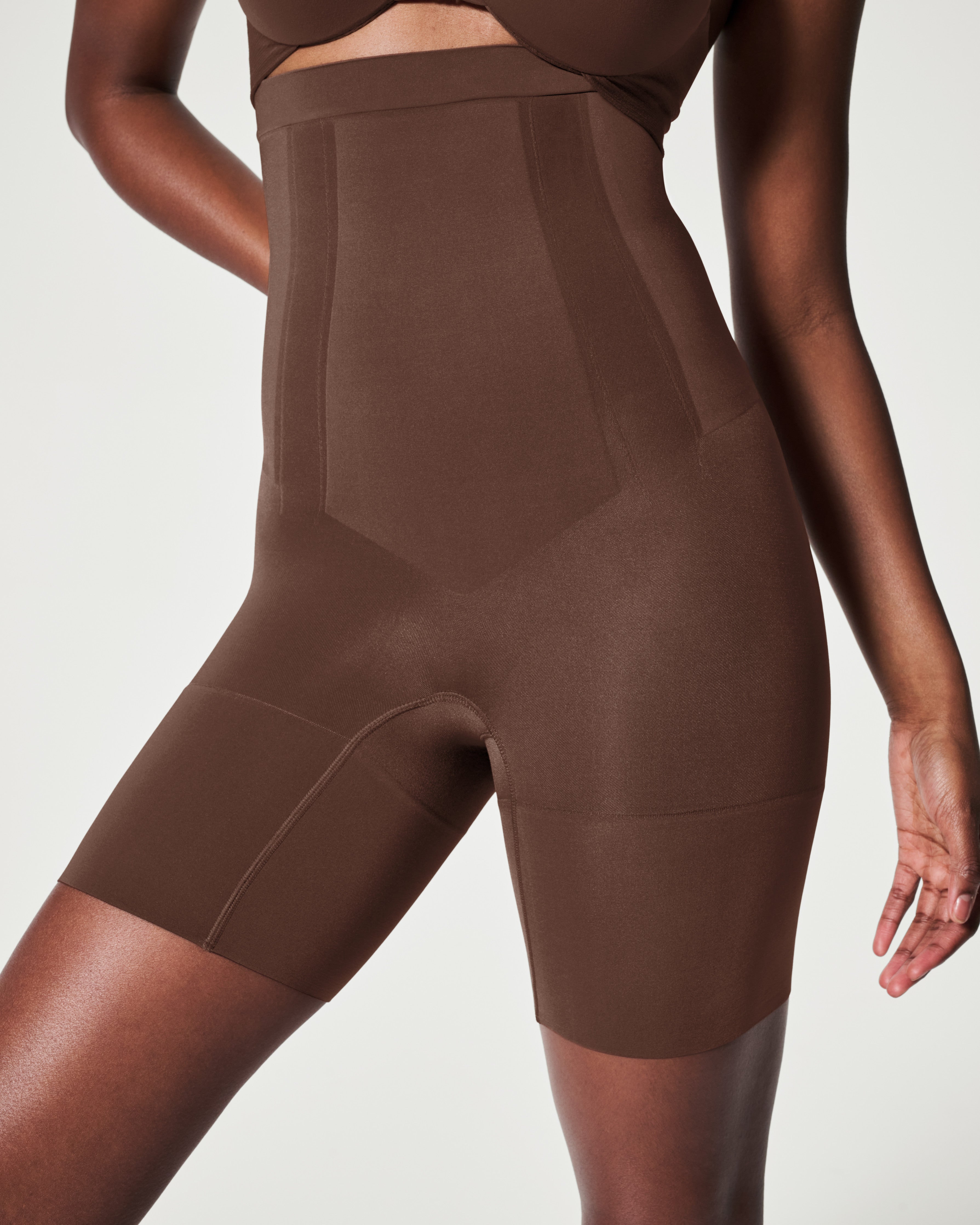SPANX Sculpt™ OnCore High Waisted Mid Thigh Shorts - Shapewear for Women, Tummy Control & Thigh Slimming - Perfect for Dresses, Skirts & Everyday Wear