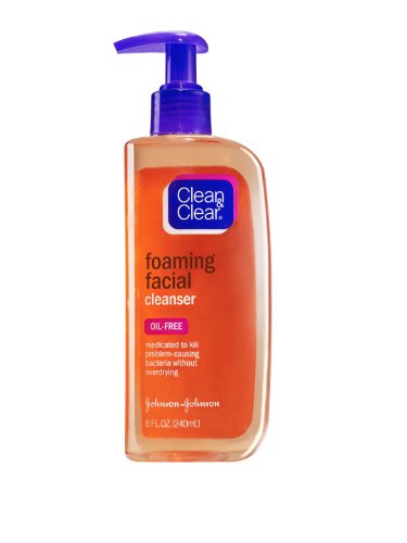 Clean & Clear ESSENTIALS Foaming Facial Cleanser for Oily Skin - 8 Ounce (Pack of 2) | Gentle Daily Face Wash for Teens & Adults | Perfect for Morning & Night Skincare Routine