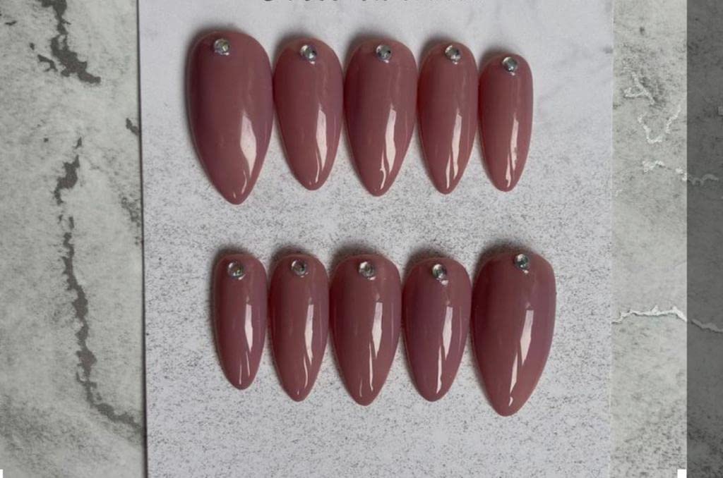 Aarti Enterprises 10-Pack Lightweight Multicolor Glossy Press-On Artificial Nails for Women - Shining Diamond Peach Design | Perfect for Parties, Weddings & Everyday Glam