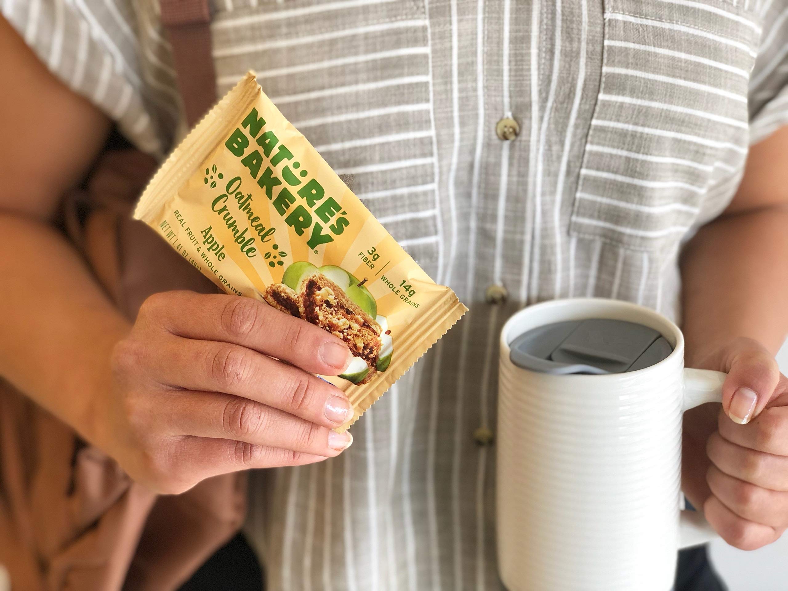 Nature's Bakery Vegan Oatmeal Crumble Bars - Apple Flavor, 6 Pack (36 Bars Total), Non-GMO, Healthy Snack for Breakfast, Hiking & On-The-Go Energy