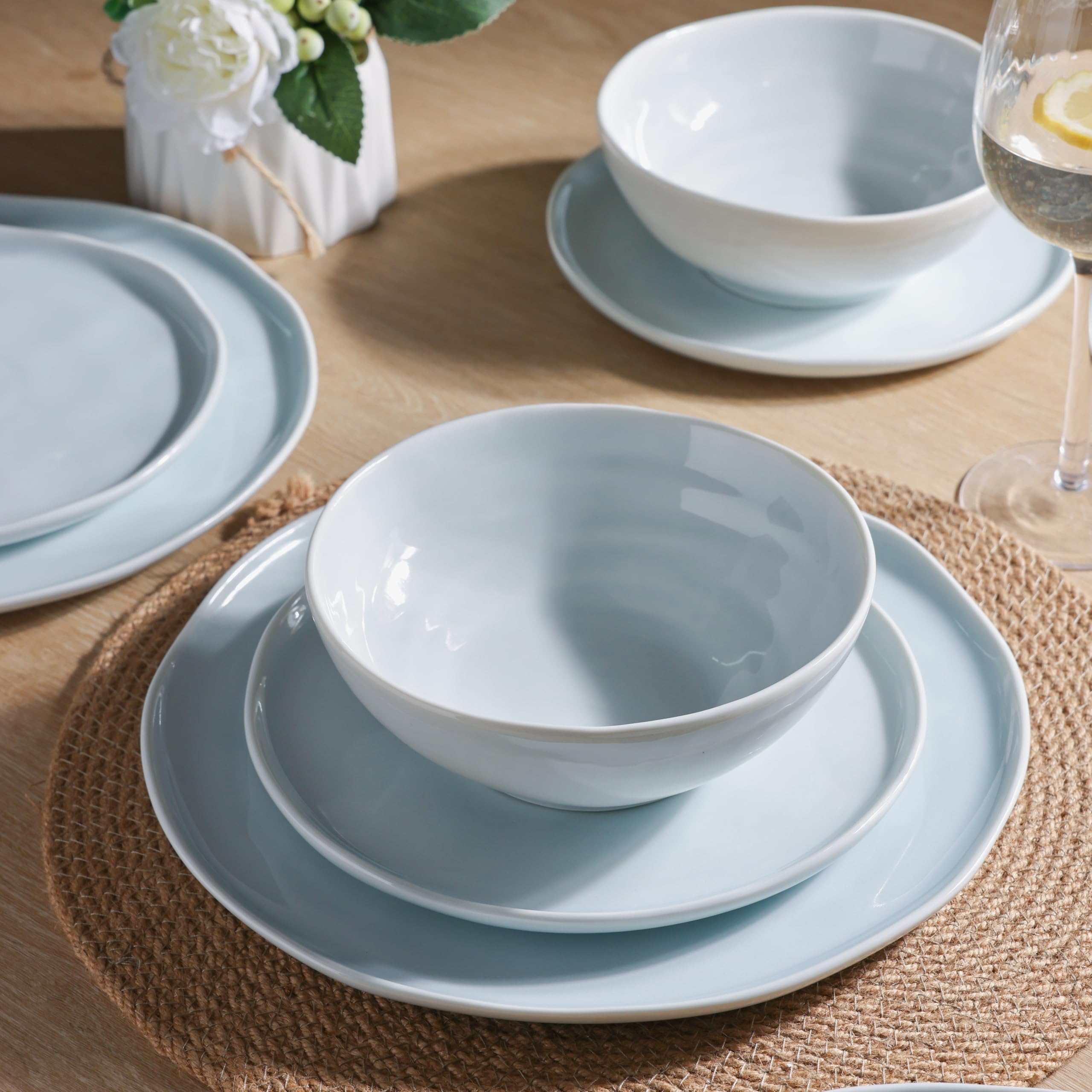 LERATIO 18-Piece Ceramic Dinnerware Set for 6 - Microwave, Dishwasher & Oven Safe Porcelain Plates & Bowls with Wavy Edge - Lightweight & Scratch Resistant - Light Blue - Perfect for Everyday Dining, Dinner Parties & Restaurant Use