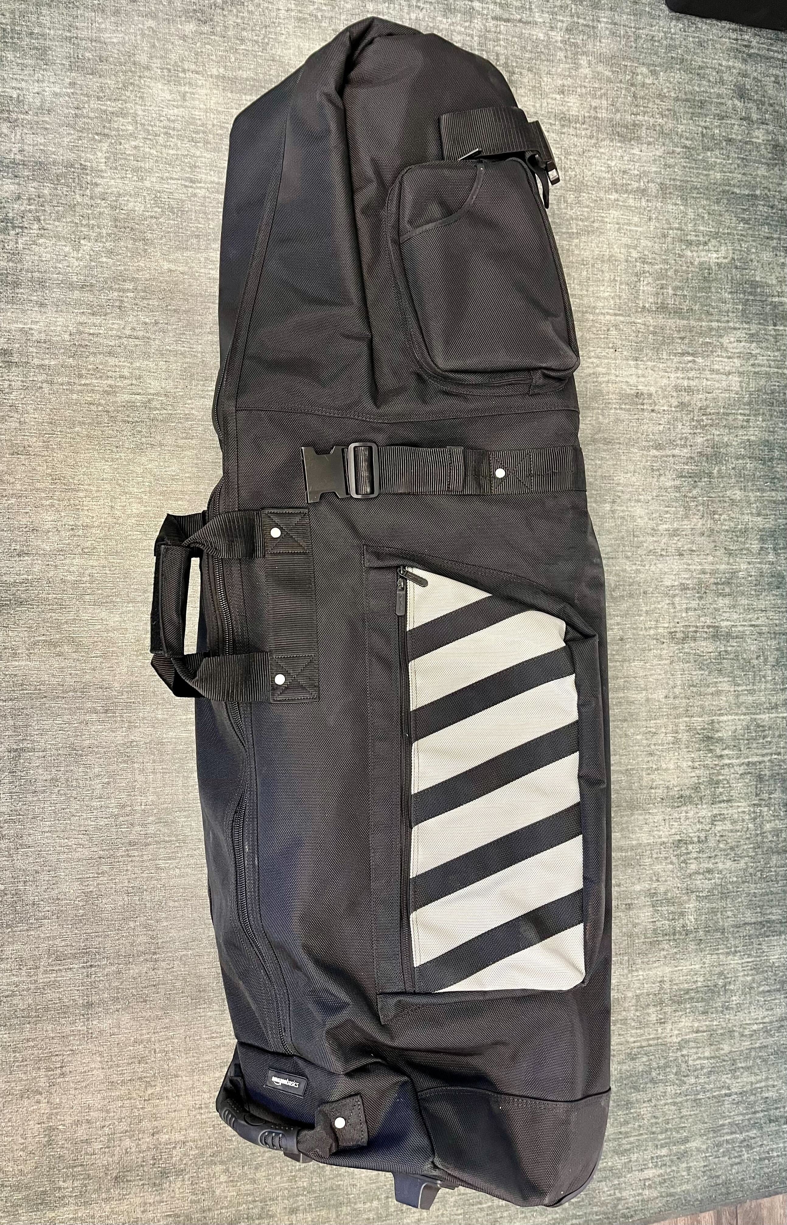 Amazon Basics Soft Sided Black Wheeled Golf Travel Bag - Lightweight Durable Golf Club Carrier for Air Travel & Storage - Perfect for Golfers, Travel Protection, Airport Use & Club Transportation