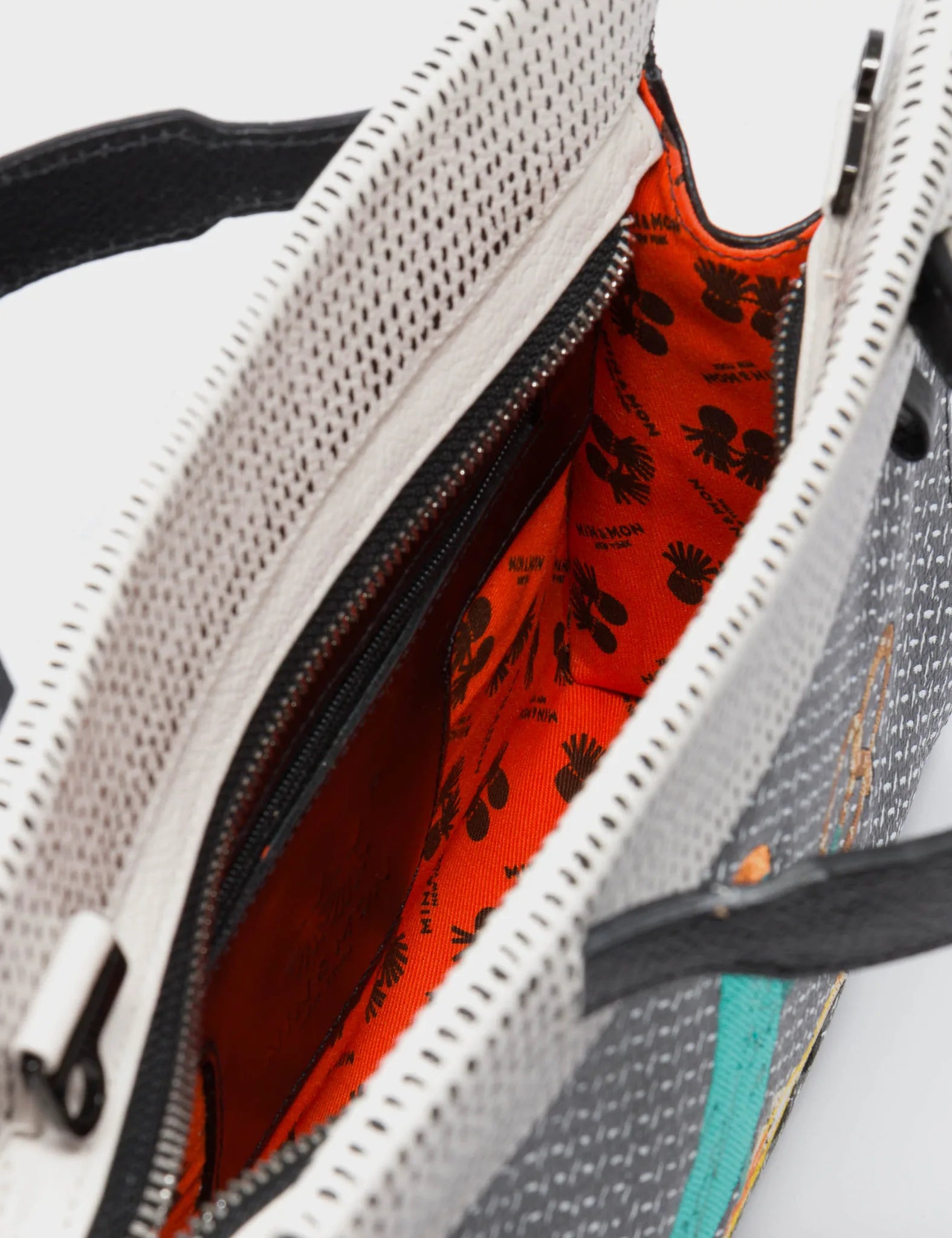Vali Small Crossbody Bag in Cream & Black Leather - Pigeonista Design - Perfect for Everyday Use, Travel & Casual Outings