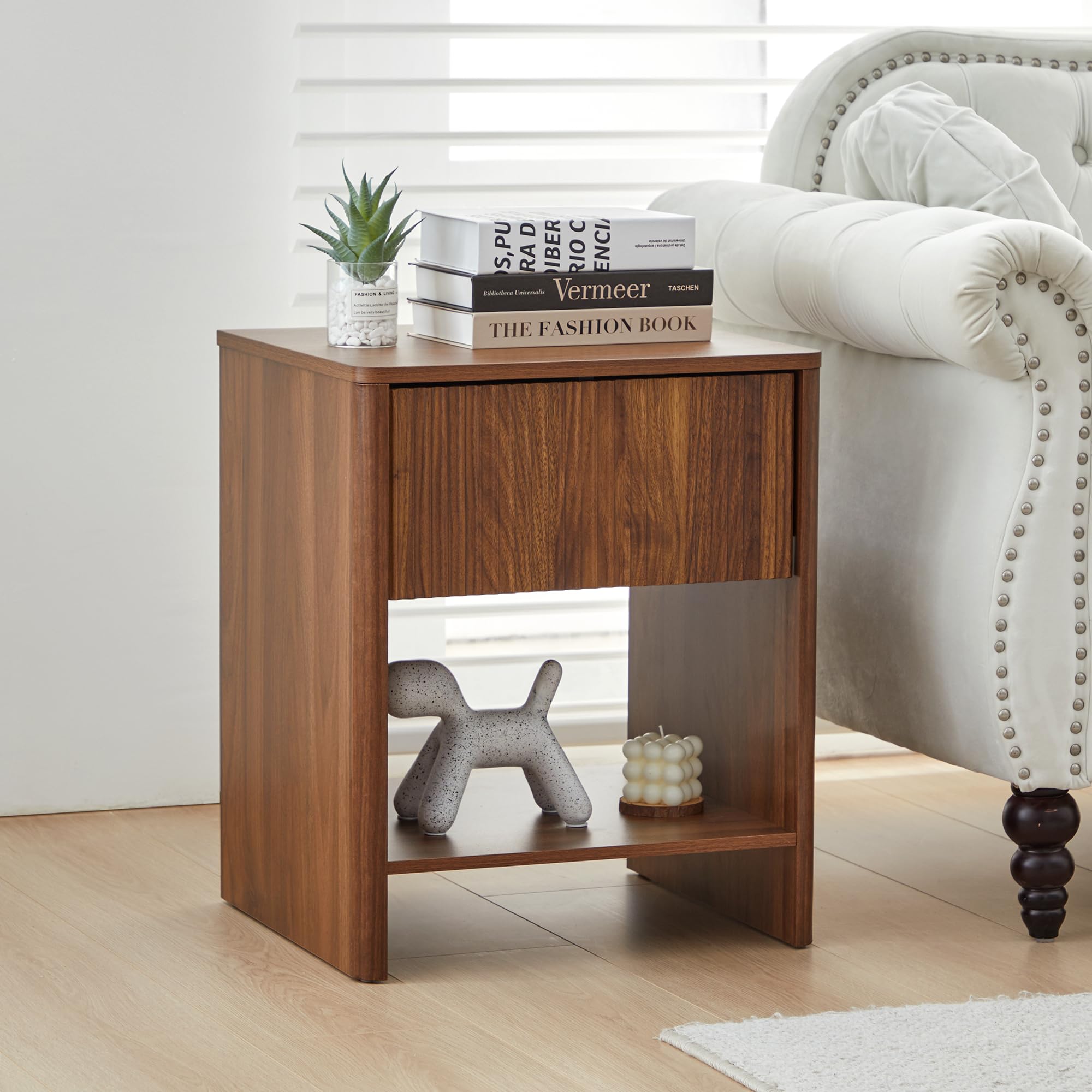 Mid Century Modern Nightstand Set of 2 with Drawers - Farmhouse Bedside Tables with Storage - Small End Tables for Living Room & Bedroom - Wood Fluted Cabinet Night Stands for Small Spaces - Perfect for Apartments, Dorms & Cozy Bedrooms