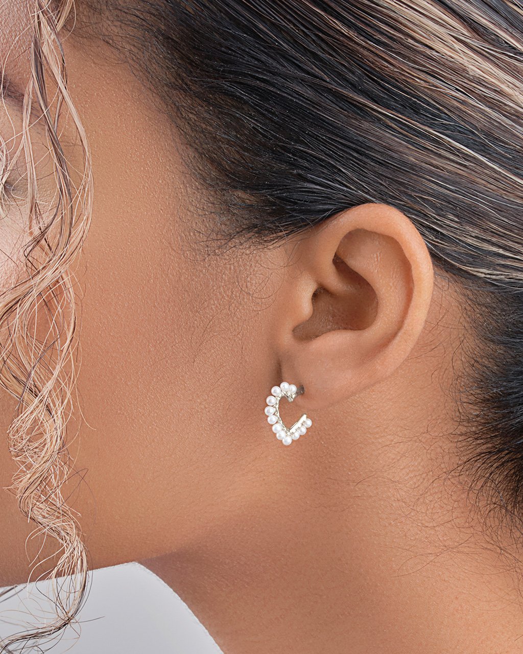 Elegant Pearl Heart Hoop Earrings for Women - 925 Sterling Silver Romantic Jewelry Gift for Valentine's Day, Anniversary & Special Occasions