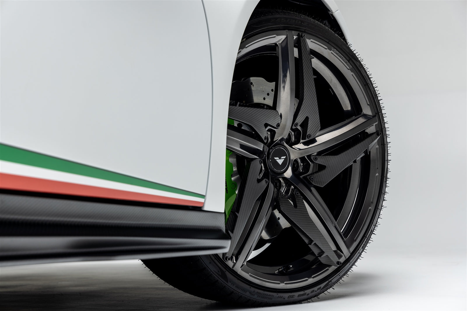 Lamborghini Huracan EVO 2WD Monza Aero Program CB-01 - High Performance Sports Car Body Kit for Racing & Show | Perfect for Track Days, Car Shows & Supercar Upgrades