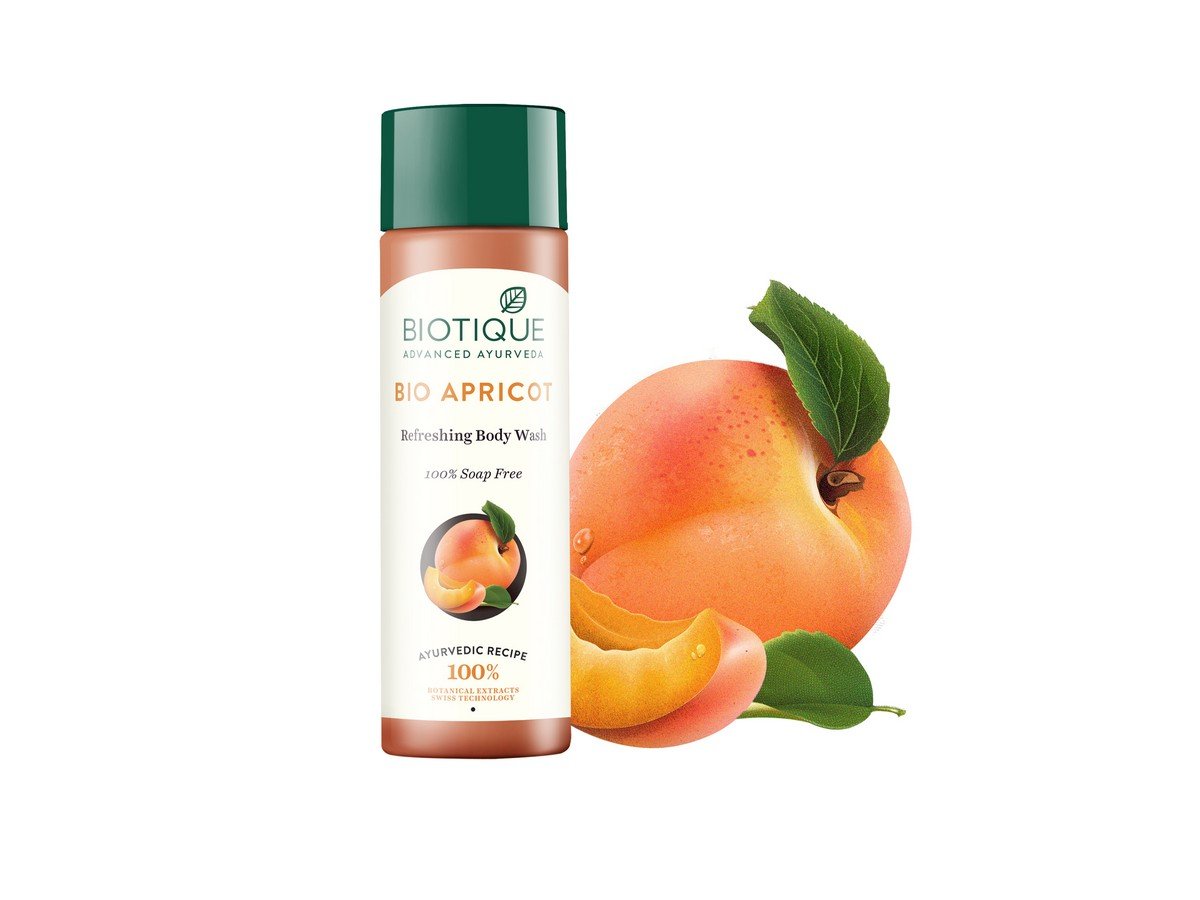 Biotique Bio Sandalwood Sunscreen SPF 50+ Ultra Soothing Face Lotion 50ml & Apricot Refreshing Body Wash 190ml - Natural Skincare for Sun Protection & Daily Hydration - Perfect for Beach, Travel & Sensitive Skin Care Routine
