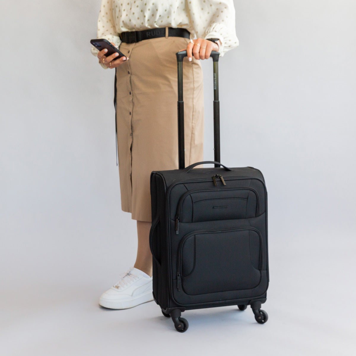 Jetstream 20 Inch Lightweight Spinner Luggage - TSA Approved Carry On Suitcase with 360° Wheels for Business Travel & Weekend Getaways