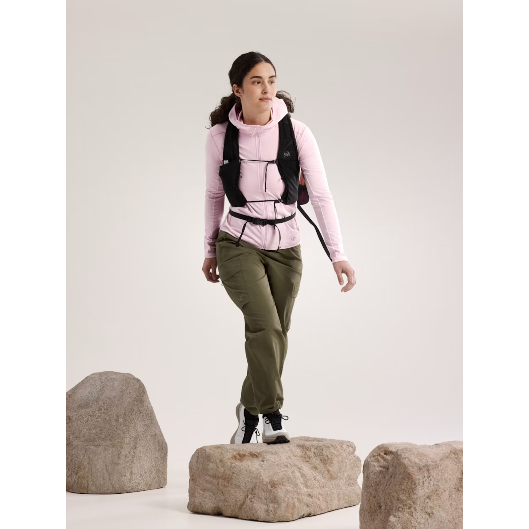Arc'teryx Women's Kyanite LT Hoody - Lightweight Fleece Jacket for Hiking & Outdoor Activities | Water-Resistant & Breathable Mid Layer for Cold Weather