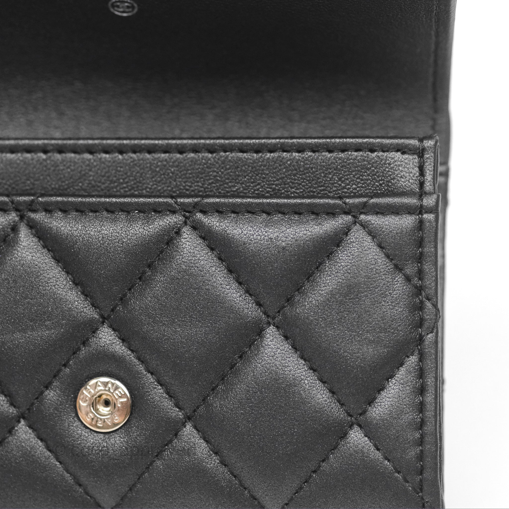 Chanel Classic Flap Card Holder - Quilted Iridescent So Black Leather Wallet for Women | Luxury Credit Card Case for Everyday Use & Special Occasions