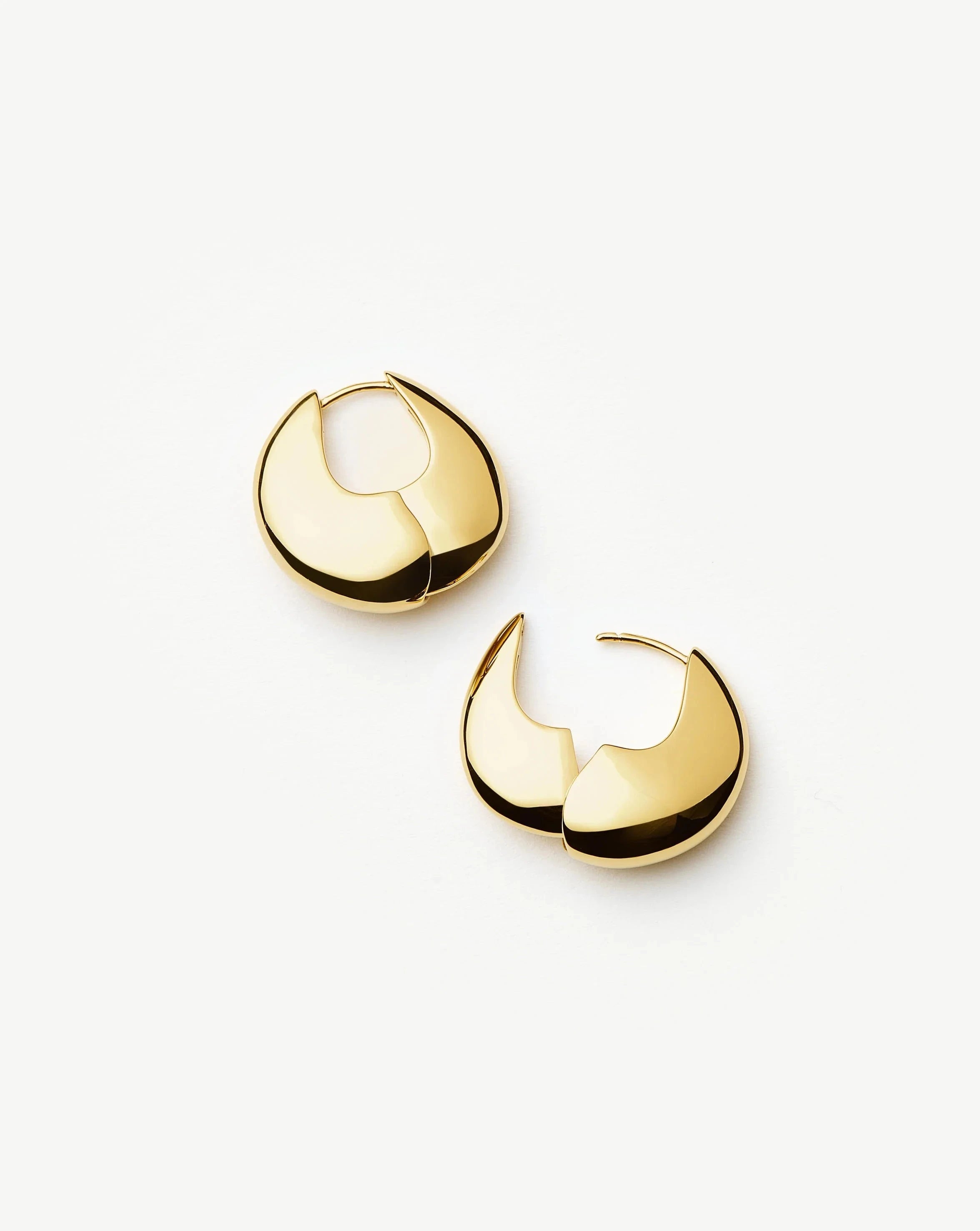 Sculptural Pebble Small Hoop Earrings - 18k Gold Plated Dainty Minimalist Jewelry for Women | Everyday Wear, Gift Ideas & Special Occasions