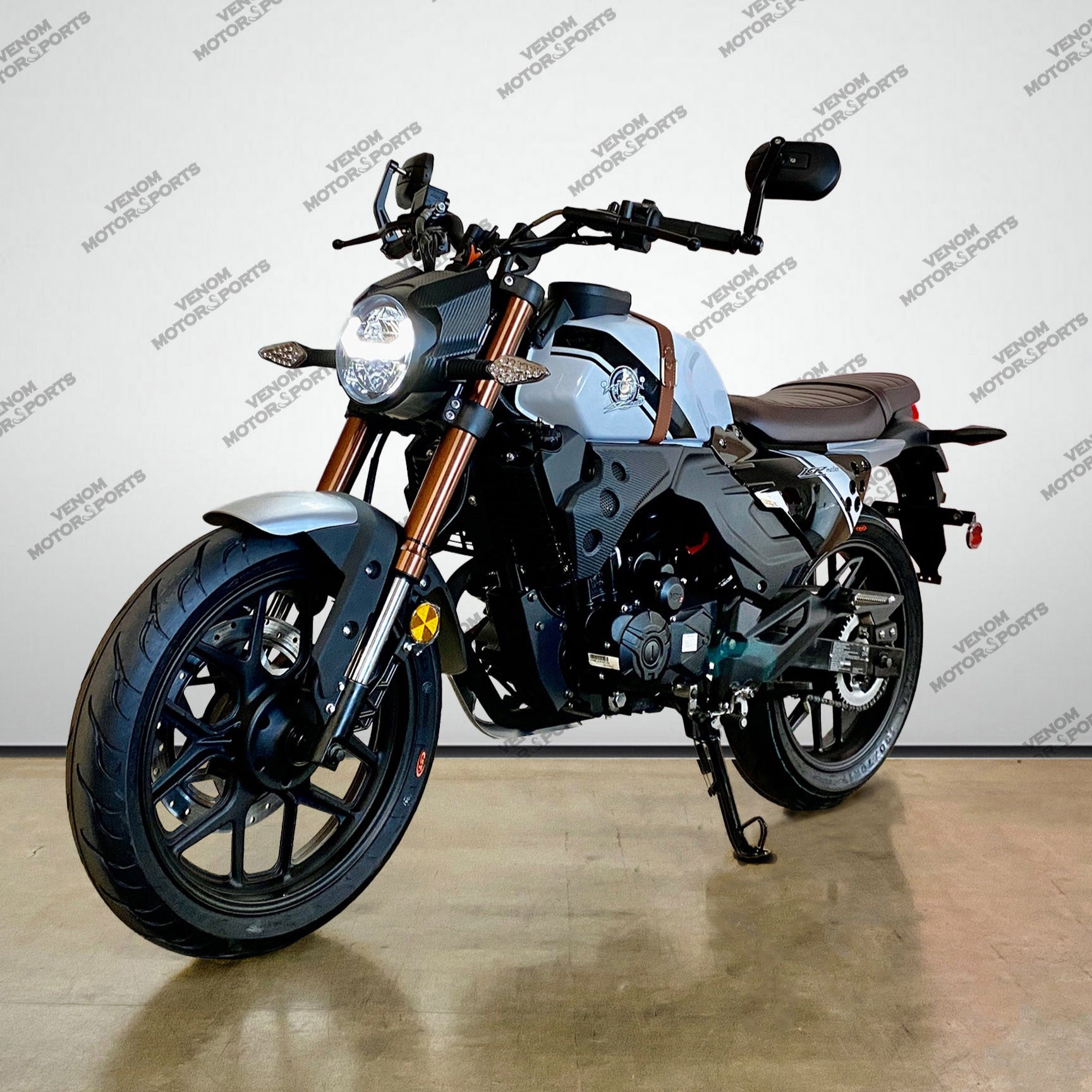 Lifan KPM 200 200cc Fuel Injected 6-Speed Motorcycle - Perfect for Commuting, Adventure Riding & Off-Road Trails