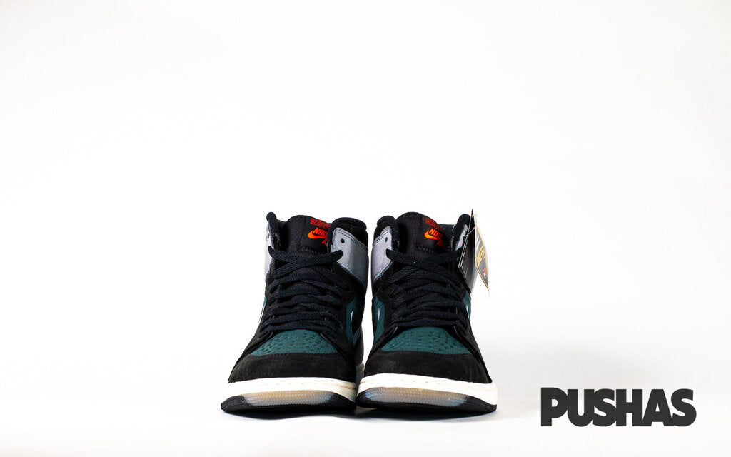 Air Jordan 1 High Element Gore-Tex 'Black Particle Grey' Sneakers (2021) - Waterproof Basketball Shoes for Men, Winter & Rainy Day Outdoor Activities